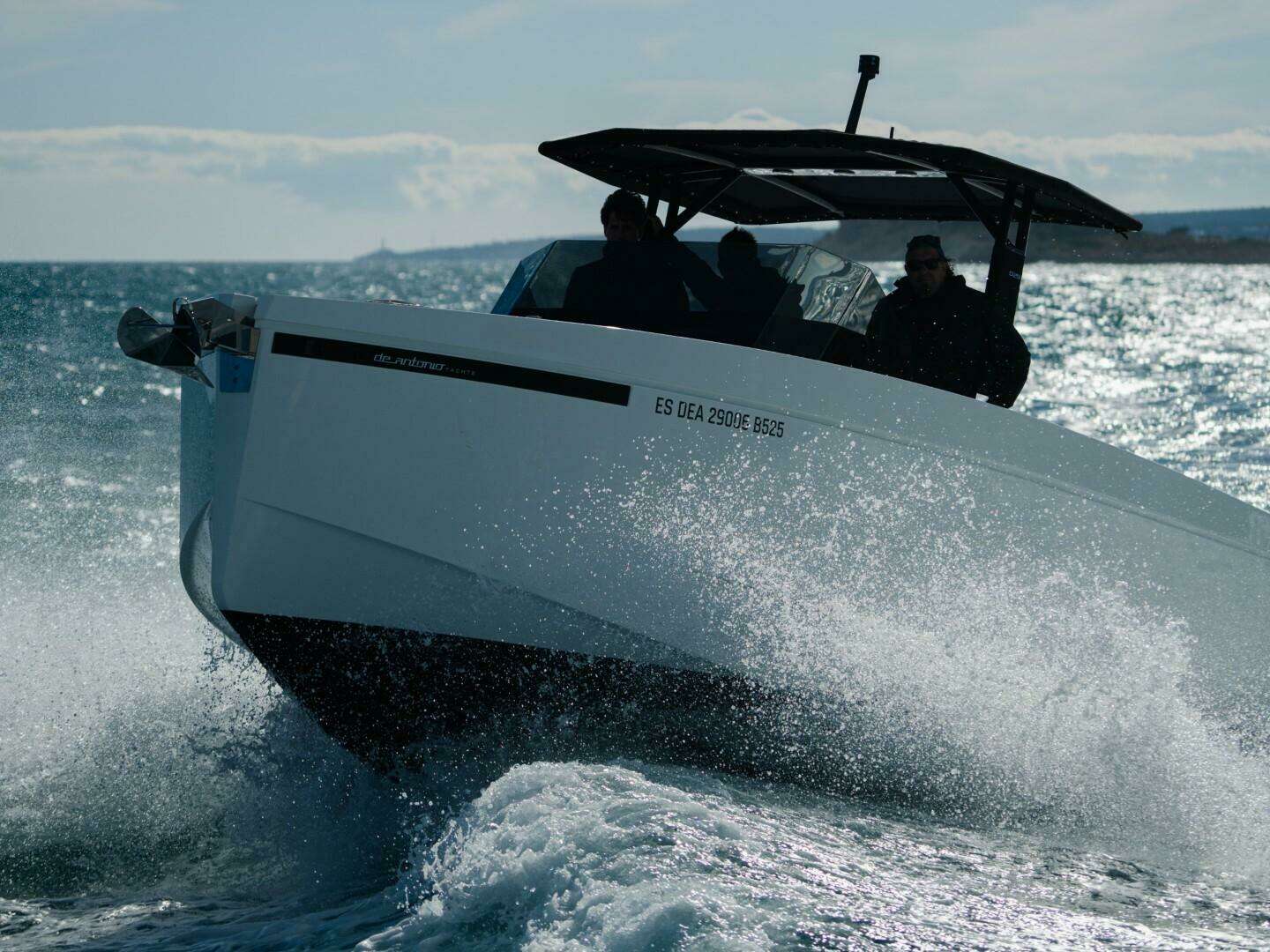 2026 De Antonio Yachts D29 - Image 3
