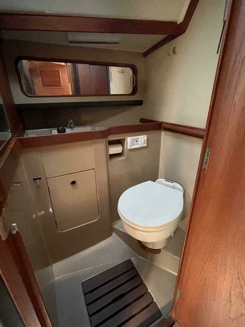 1984 C&C 35 Mk III - Image 21