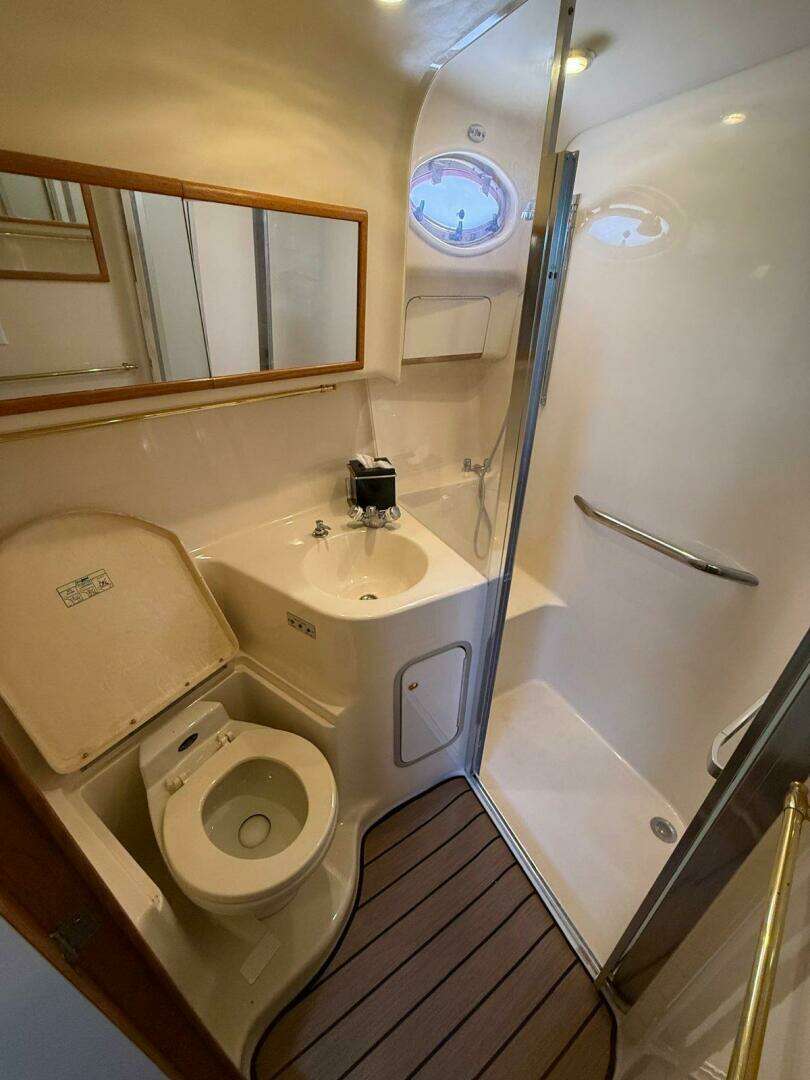 1997 Sea Ray 400 Sedan Bridge - Image 51