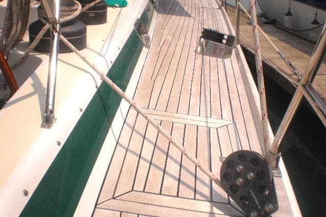 Cassanelli Spa 75ft Side Deck