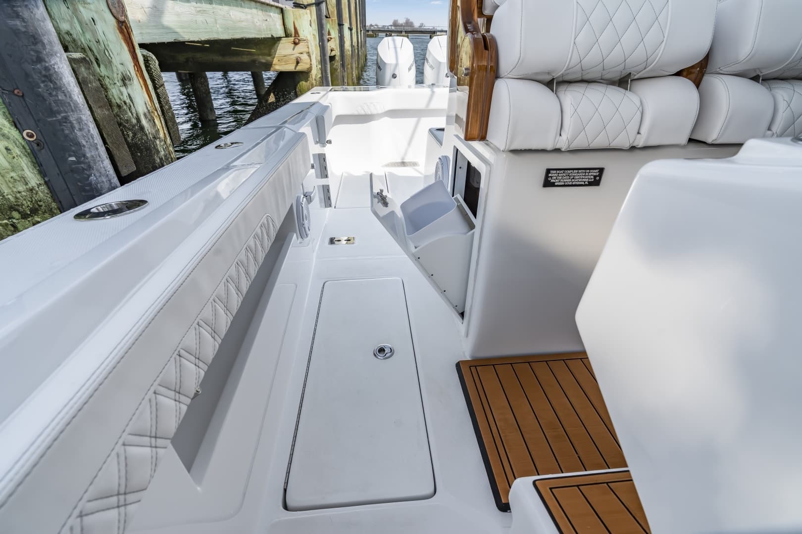 2026 Front Runner 39 Center Console - Image 40