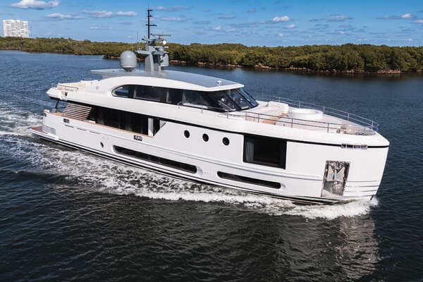 2026 Azimut Magellano 30M - Image 1