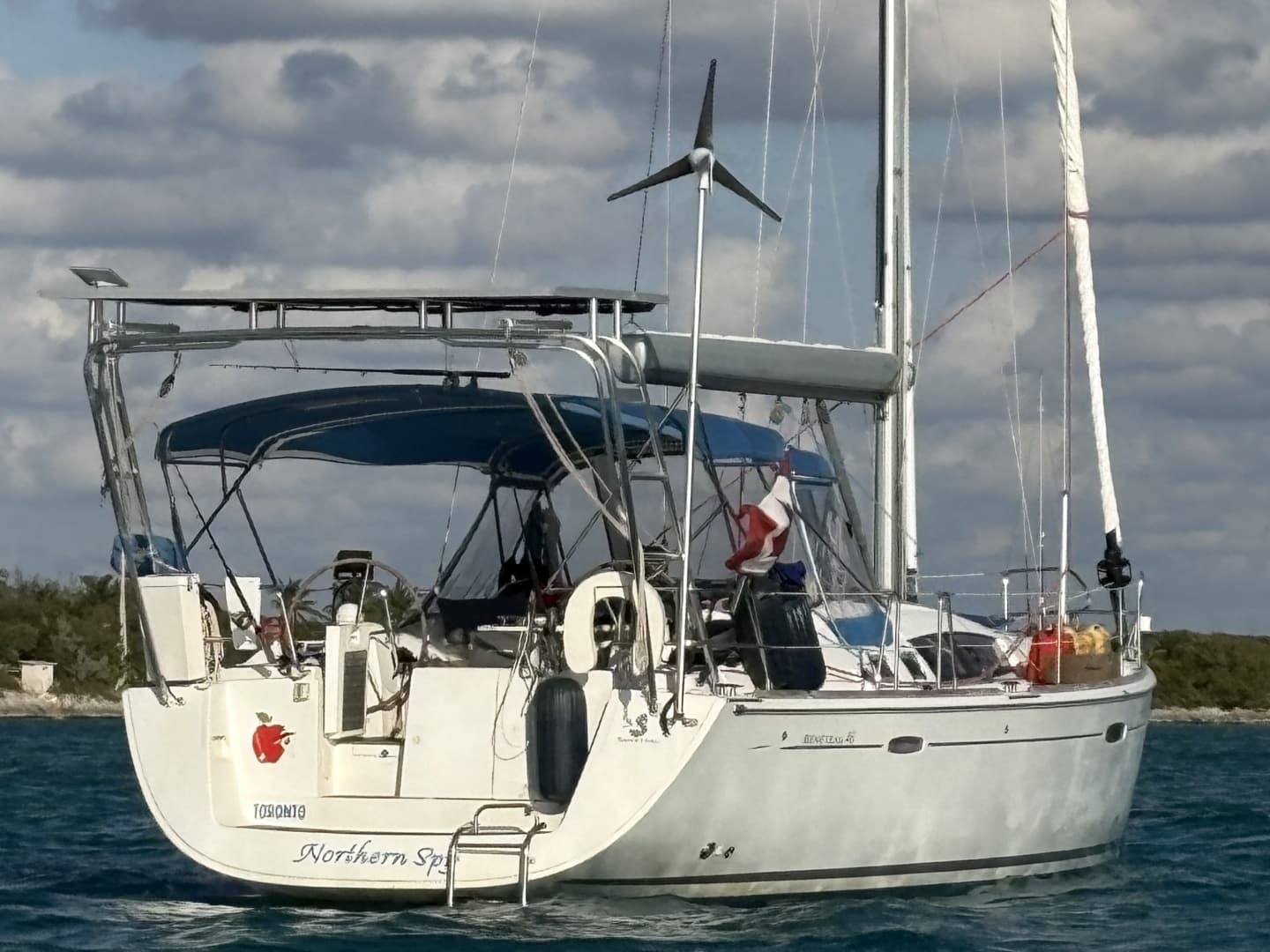 2010 Beneteau — - Image 11