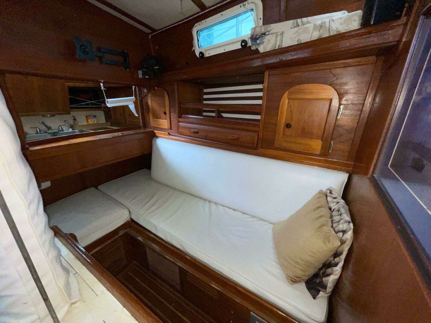 1981 Mariner — - Image 10