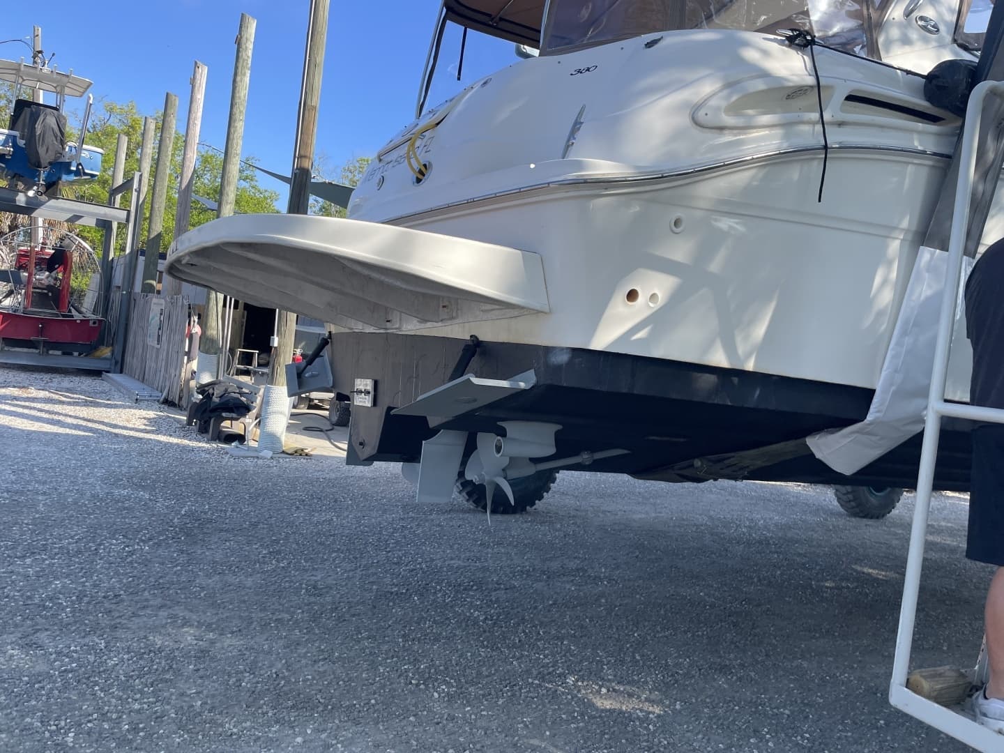 2001 Sea Ray 380 Sundancer - Image 6