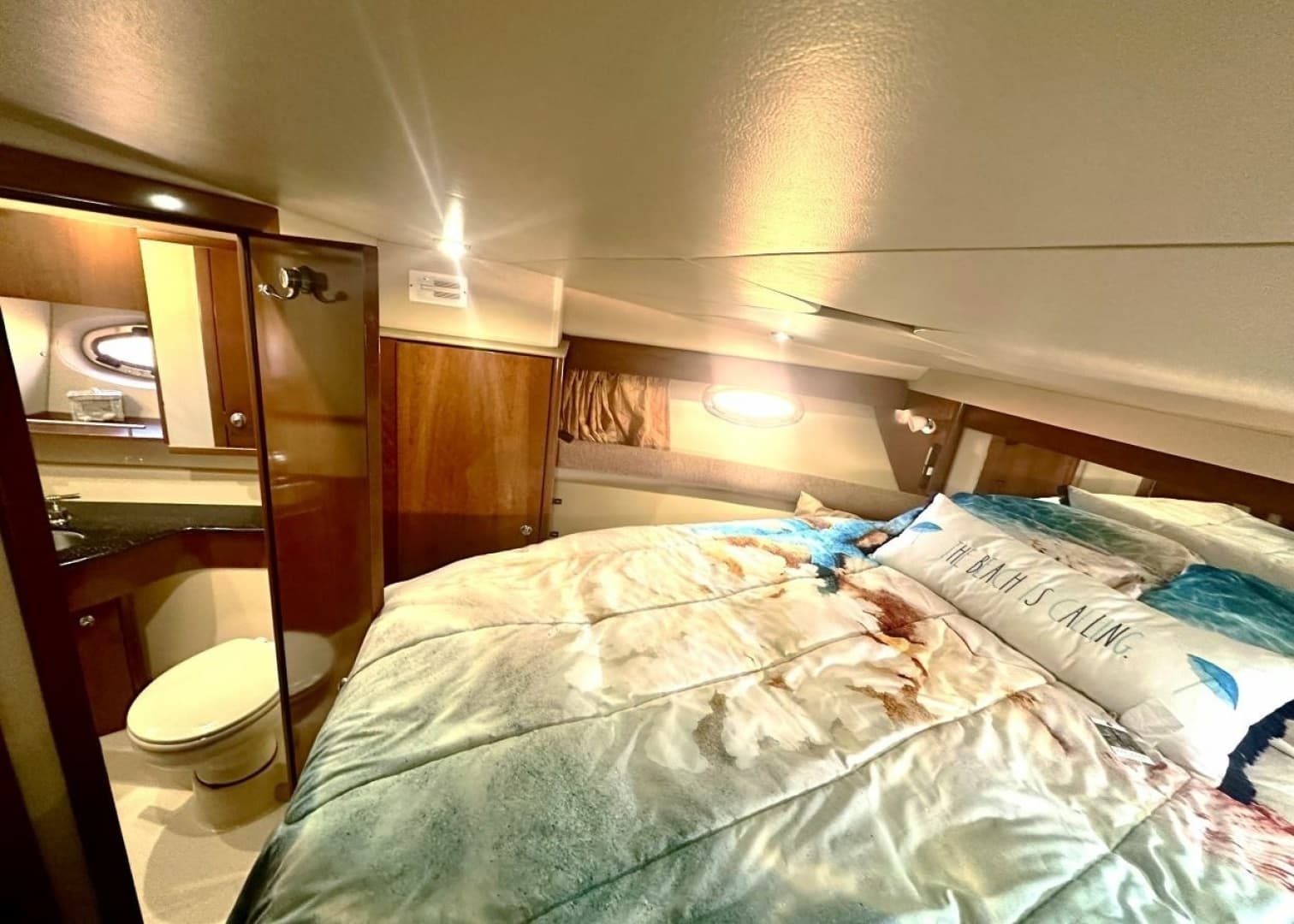 2007 Meridian 391 Motor Yacht - Image 22