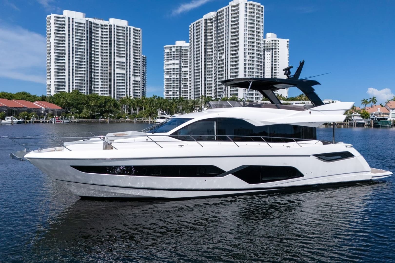 2023 Sunseeker Manhattan 68 - Image 8