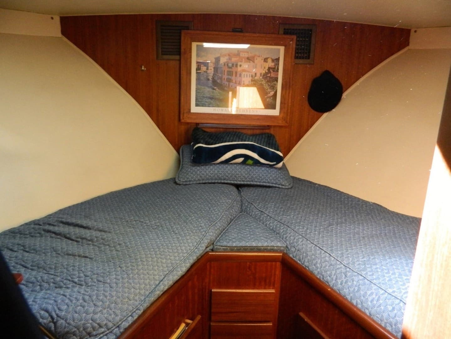1972 Hatteras Double Cabin - Image 9