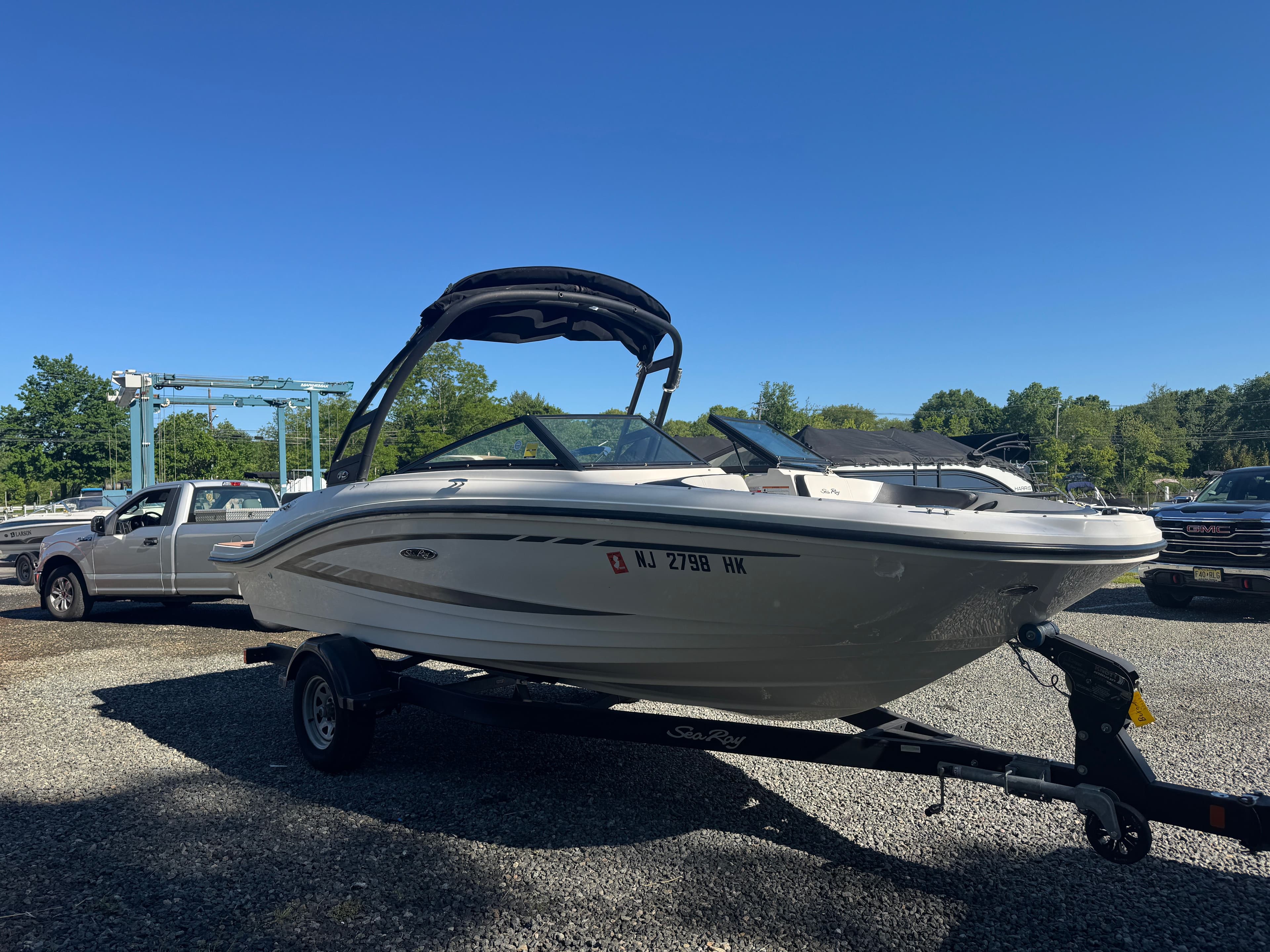 2017 Sea Ray 190 Sport - 5