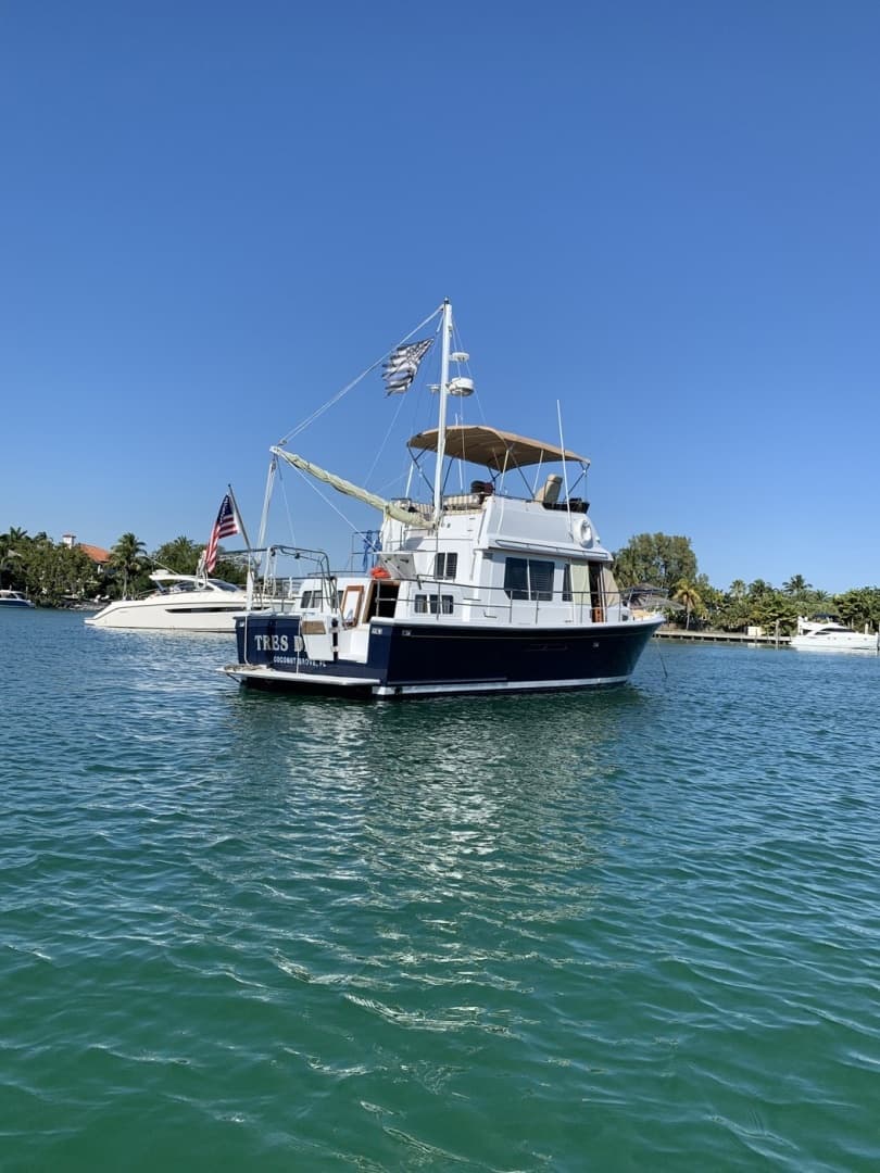 1997 Sabreline 36 Fast Trawler - Image 22