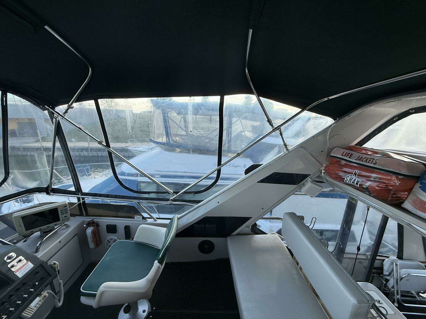 1988 Sea Ray 415 - Image 33