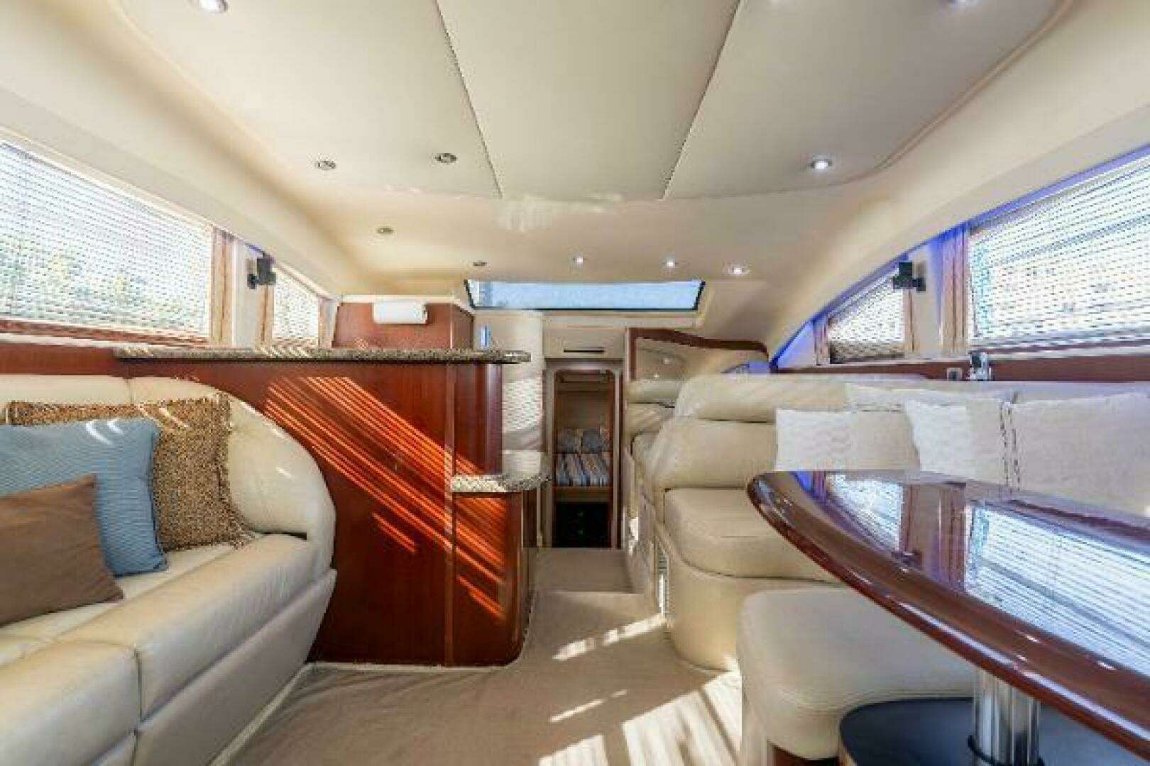 2005 Sea Ray 480 Motor yacht - Image 25