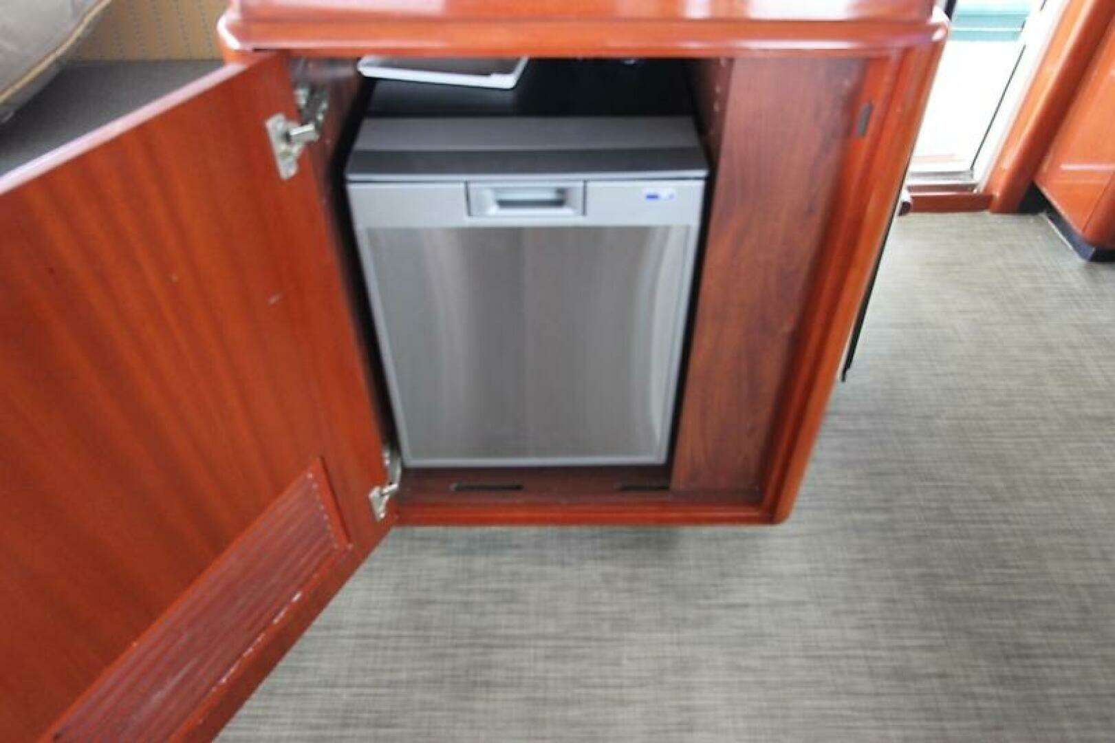 2006 Huckins 56 Linwood - Image 35
