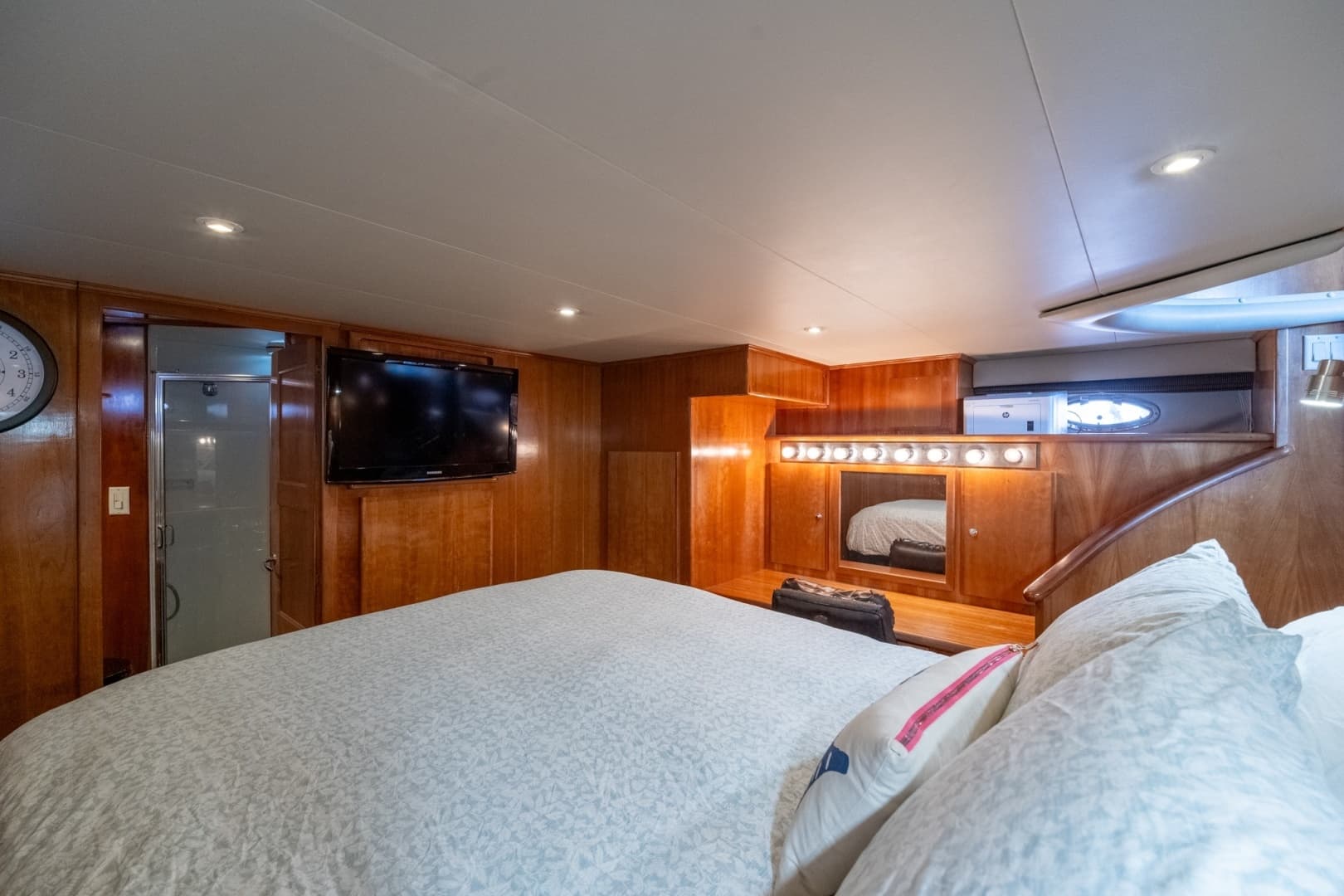 2003 Navigator 5700 - Image 48
