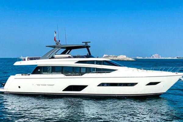 2019 Ferretti Yachts Ferretti 780
