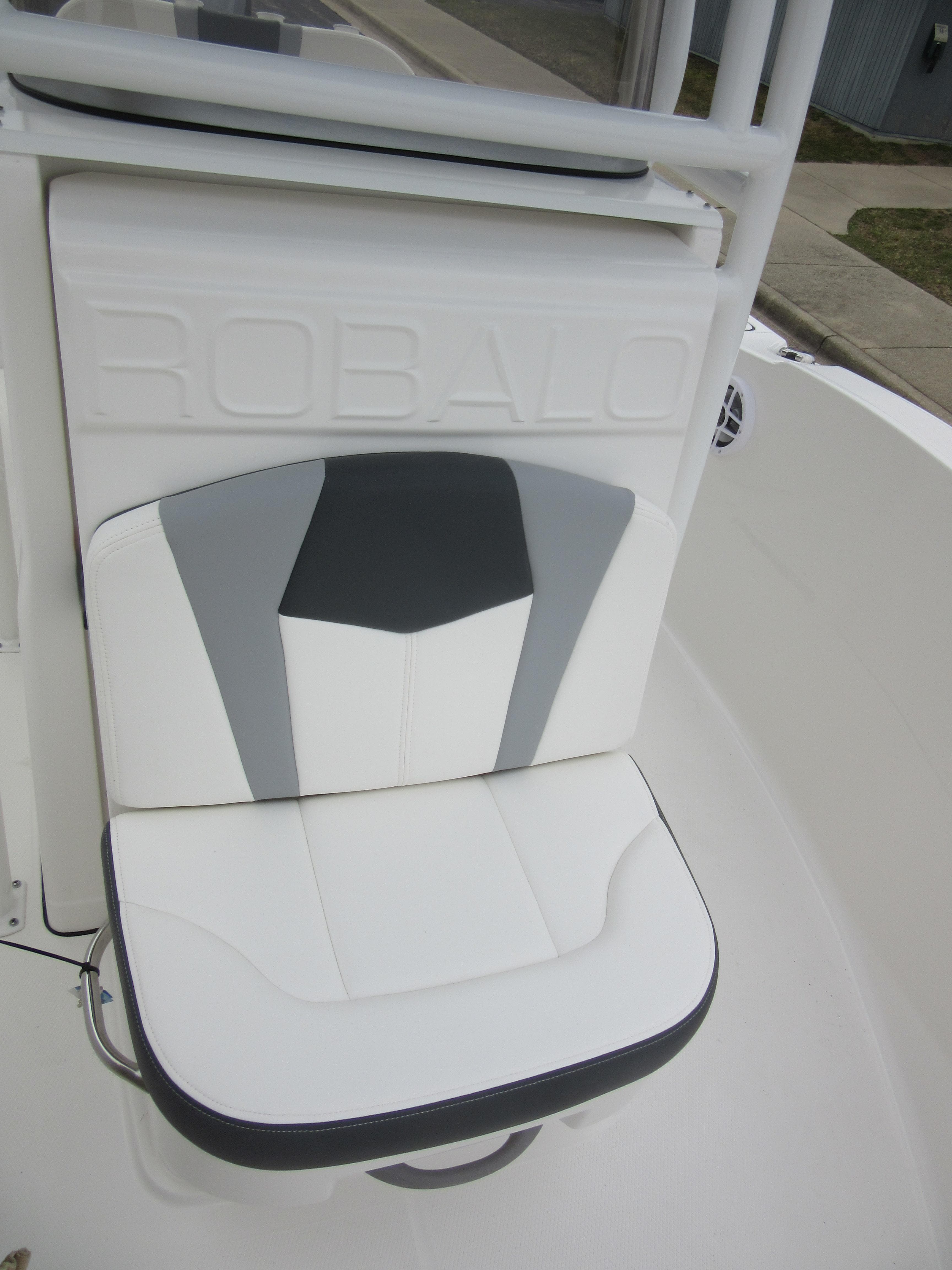 2024 Robalo R180 Center Console boat seat with white and gray upholstery.