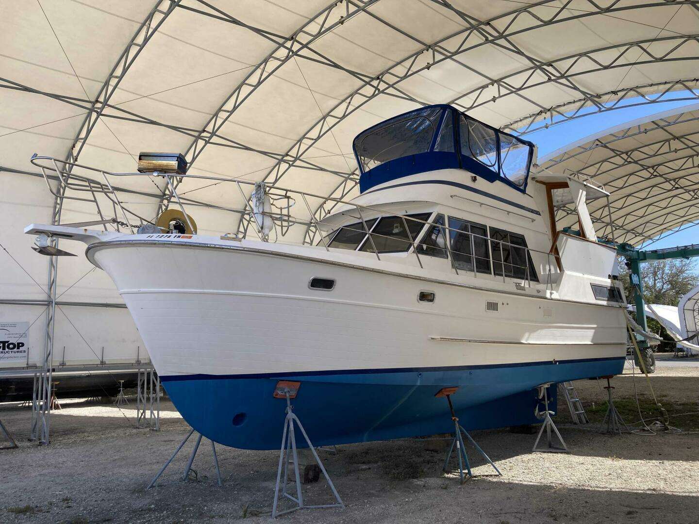 1986 Heritage East Sundeck 36 - Image 3