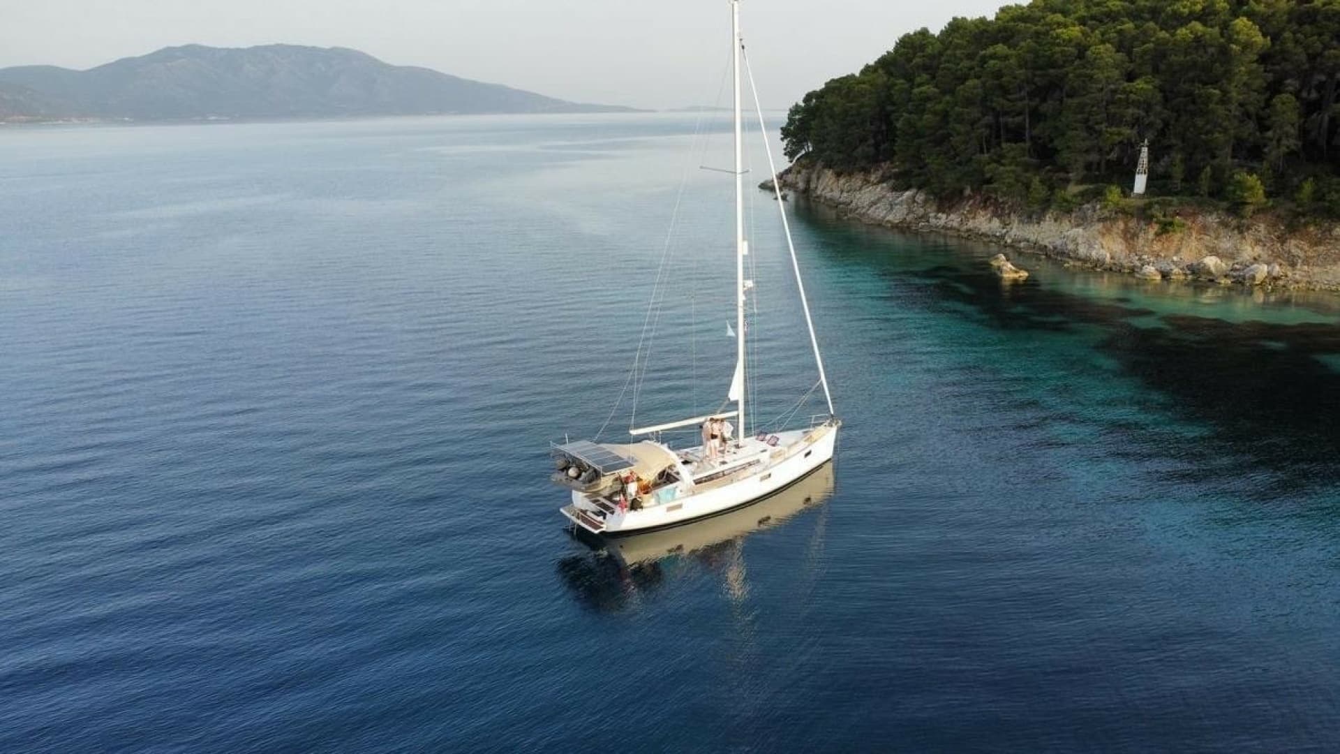 2012 Beneteau Oceanis 48 - Image 2