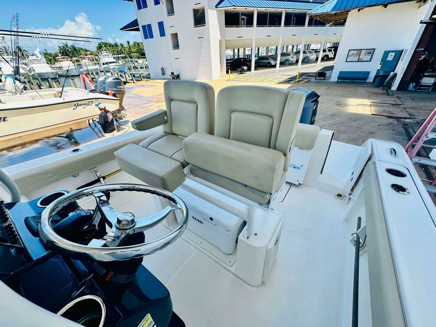 2016 Pursuit C 238 Center Console - Image 33