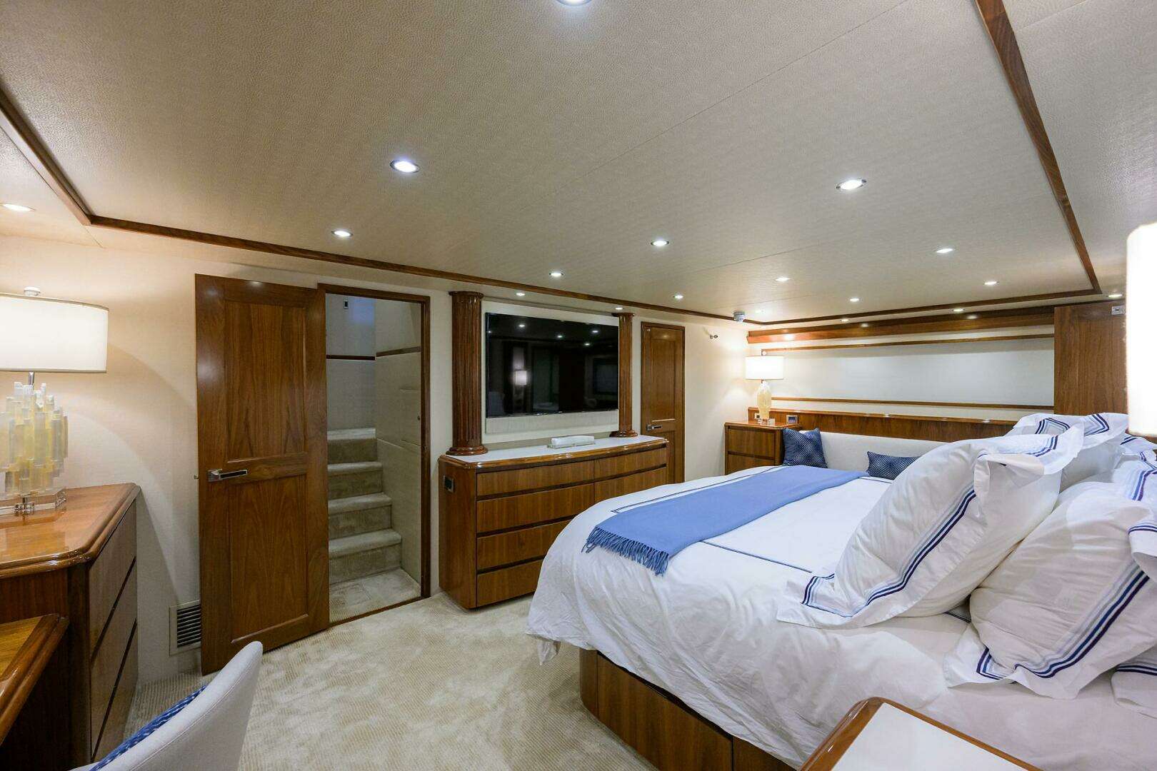 2017 Viking 92 Enclosed Bridge - Image 46