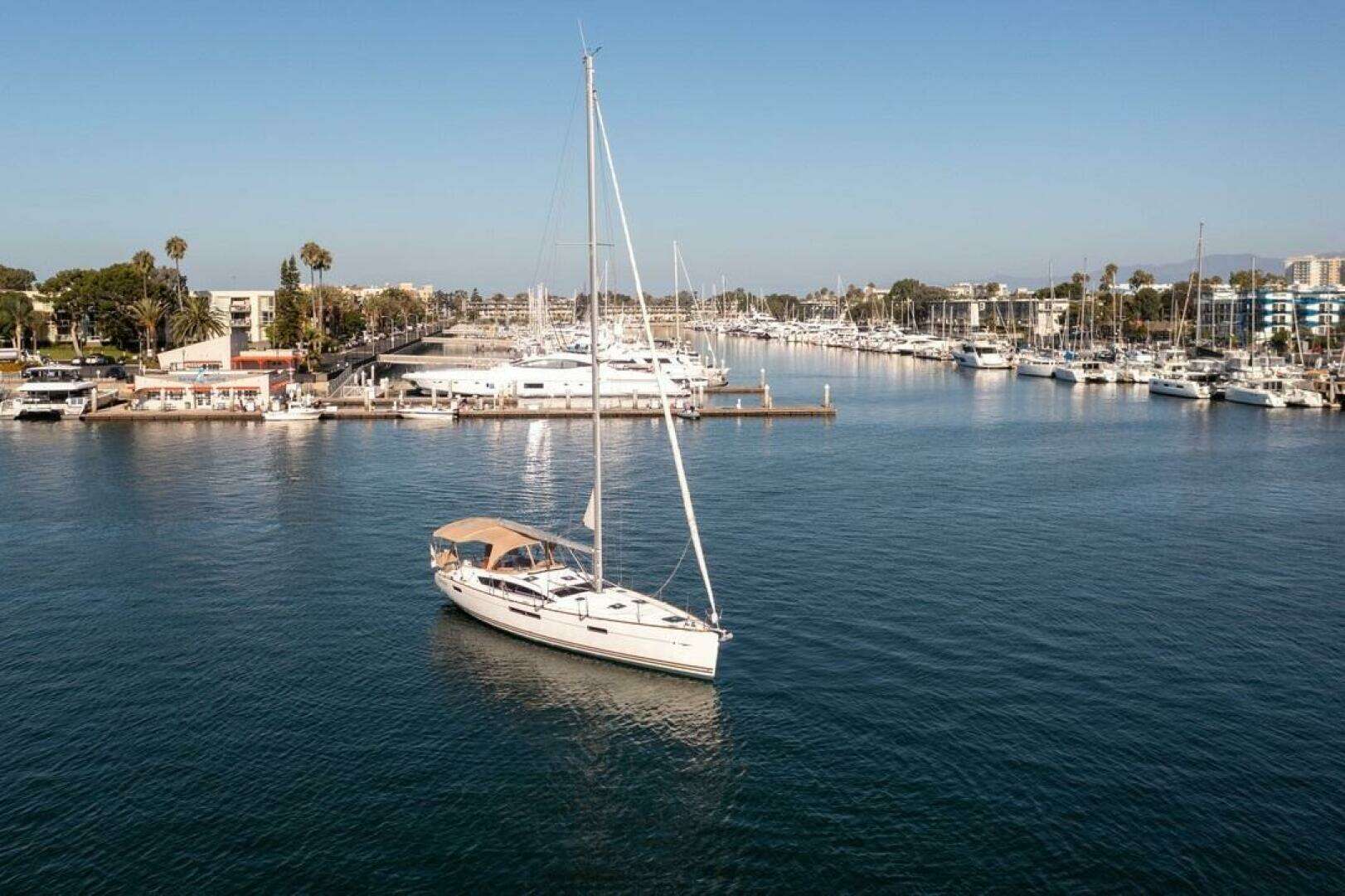 2015 Jeanneau 53DS - Image 11