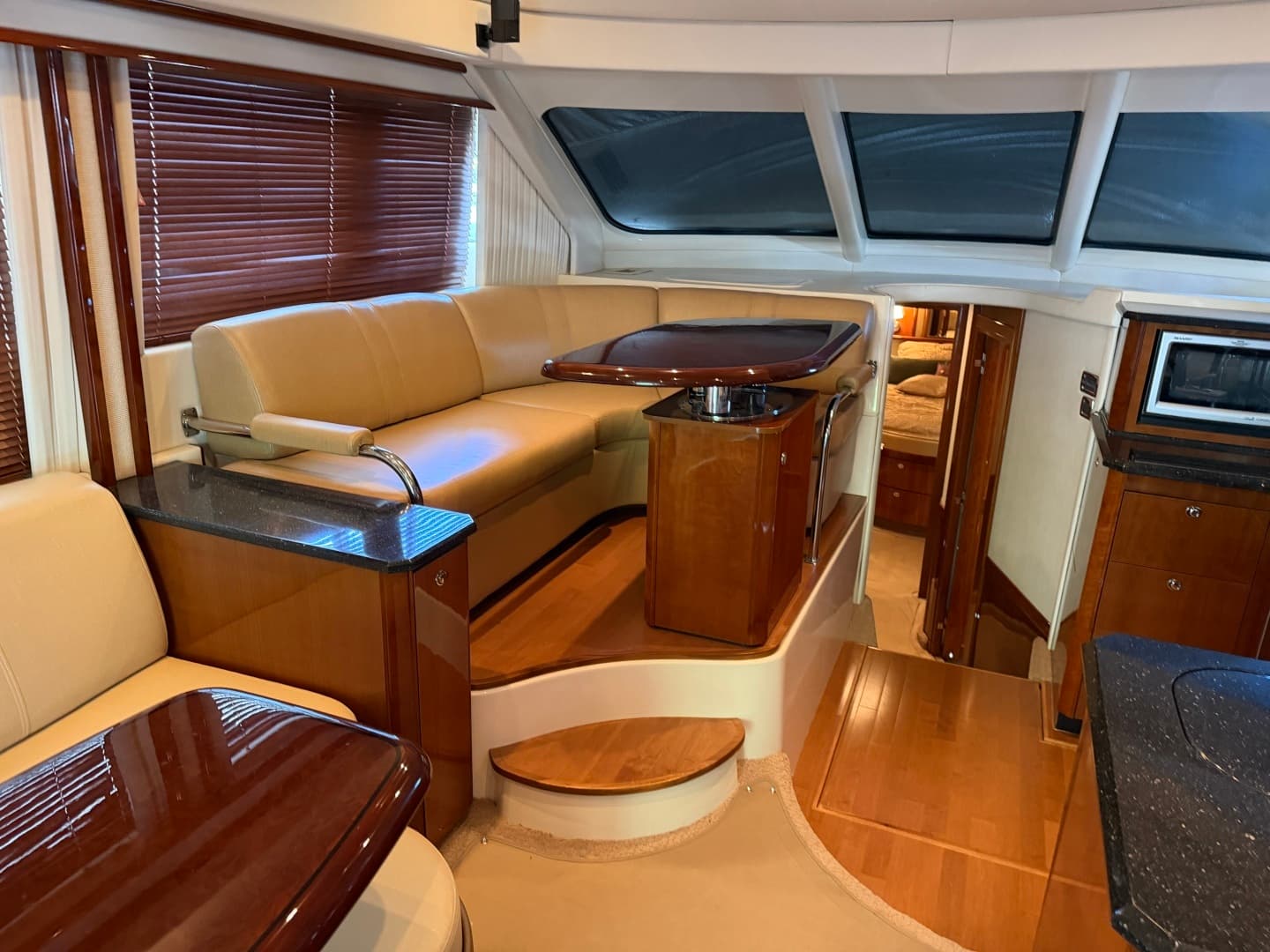 2009 Sea Ray 52 SEDAN BRIDGE - Image 41