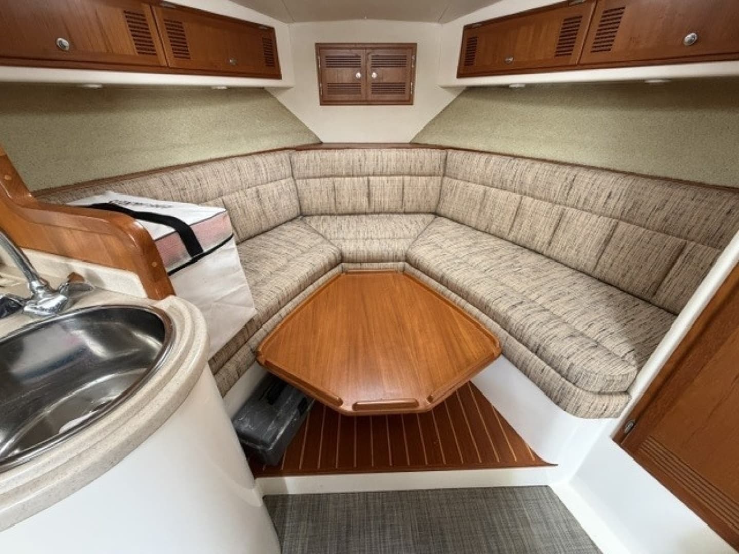 1996 Cabo 31 Express - Image 75