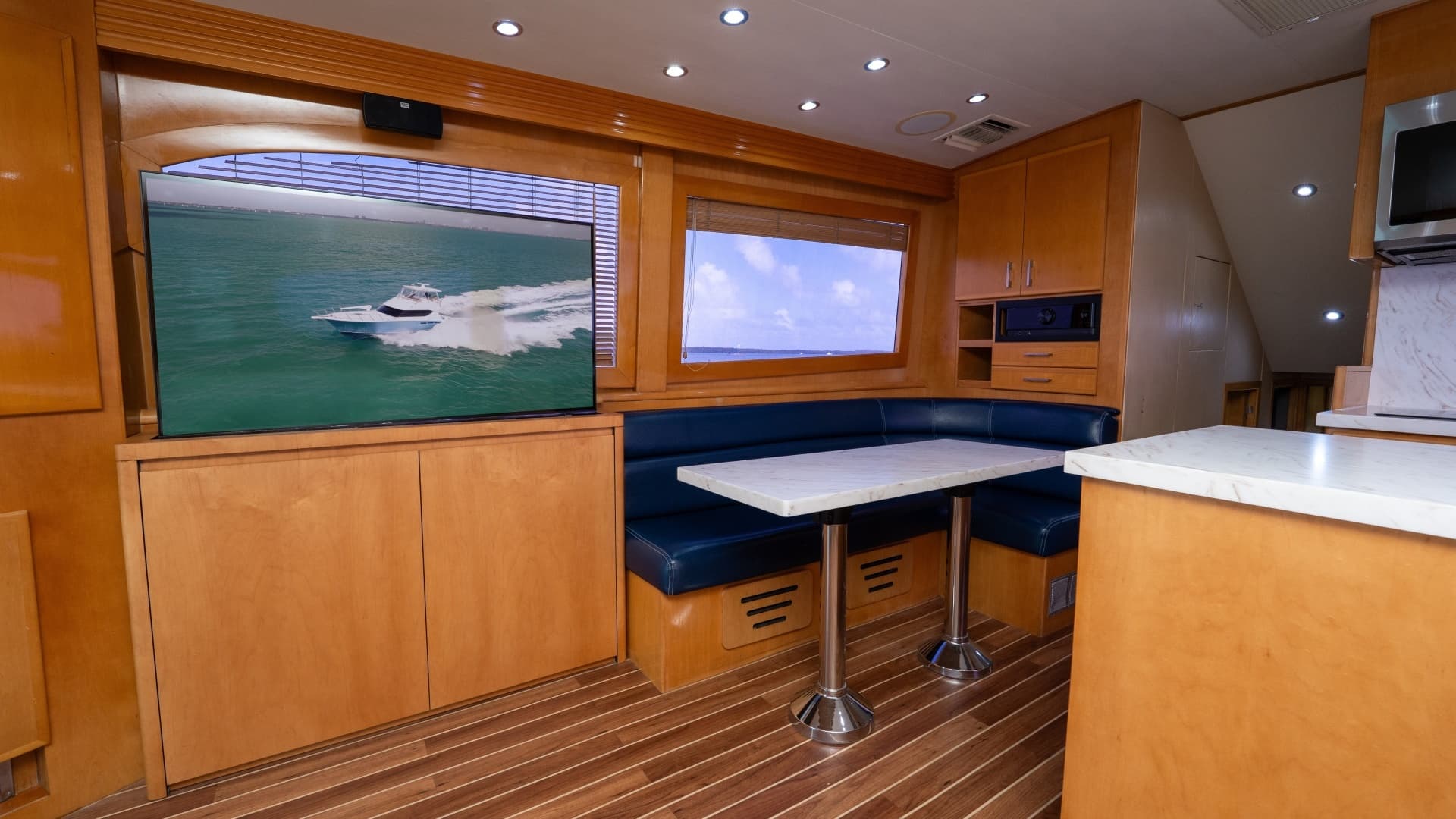 2000 Hatteras 50 Convertible - Image 61