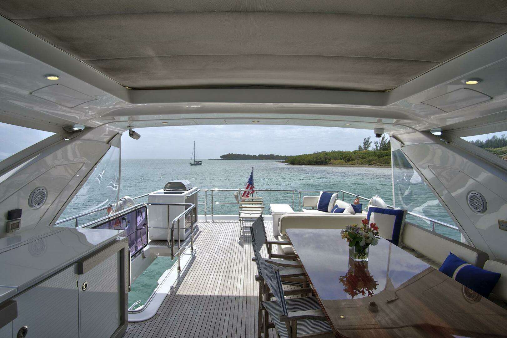 2017 Azimut 72 Flybridge - Image 14