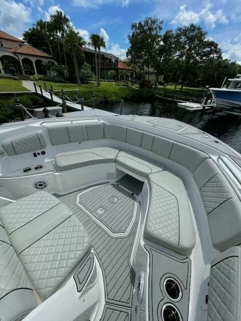 2023 Pursuit 378 Sport - Image 6