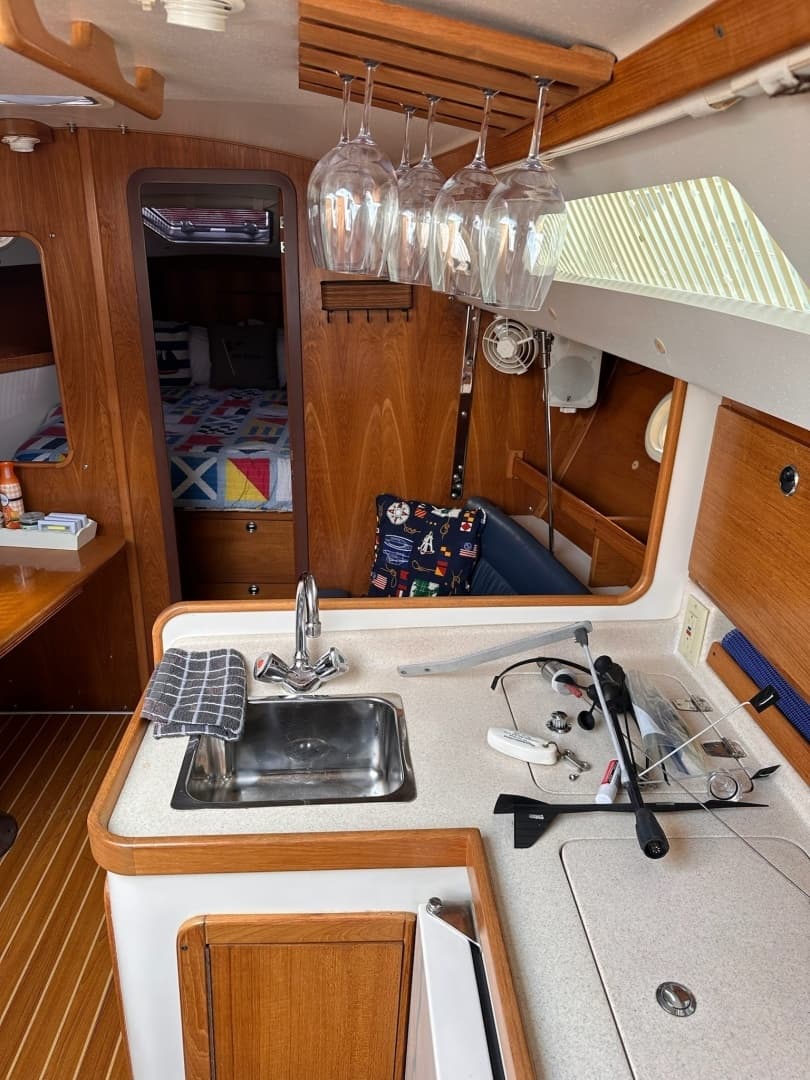 2002 Catalina 310 - Image 18