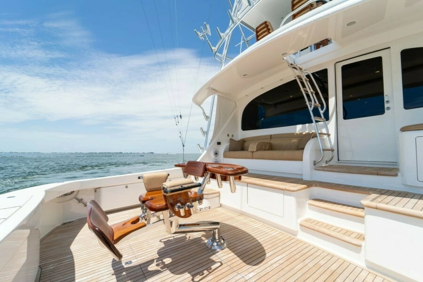 2018 Viking 72 Convertible - Image 25