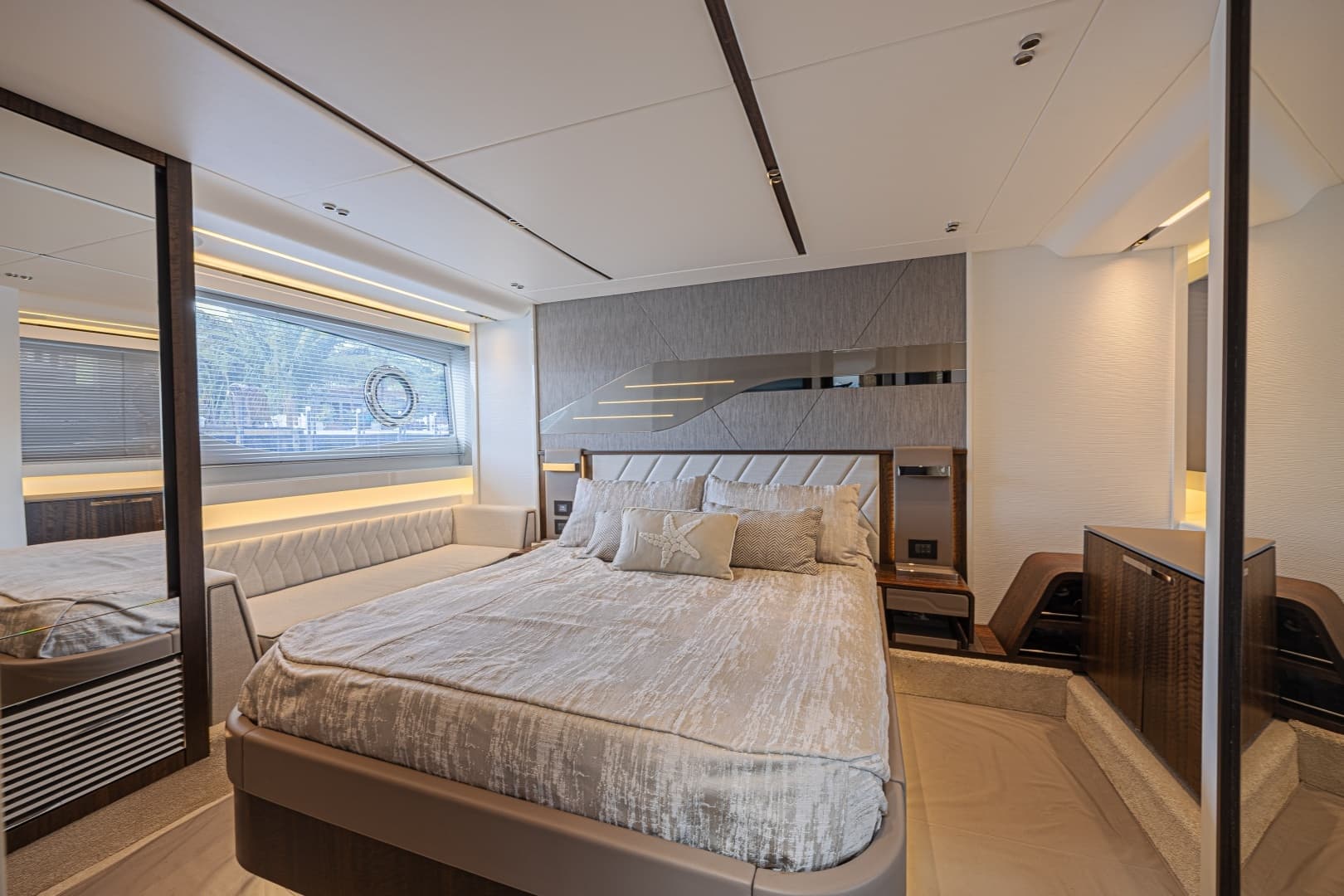 2021 Sunseeker Predator 60 EVO - Image 30