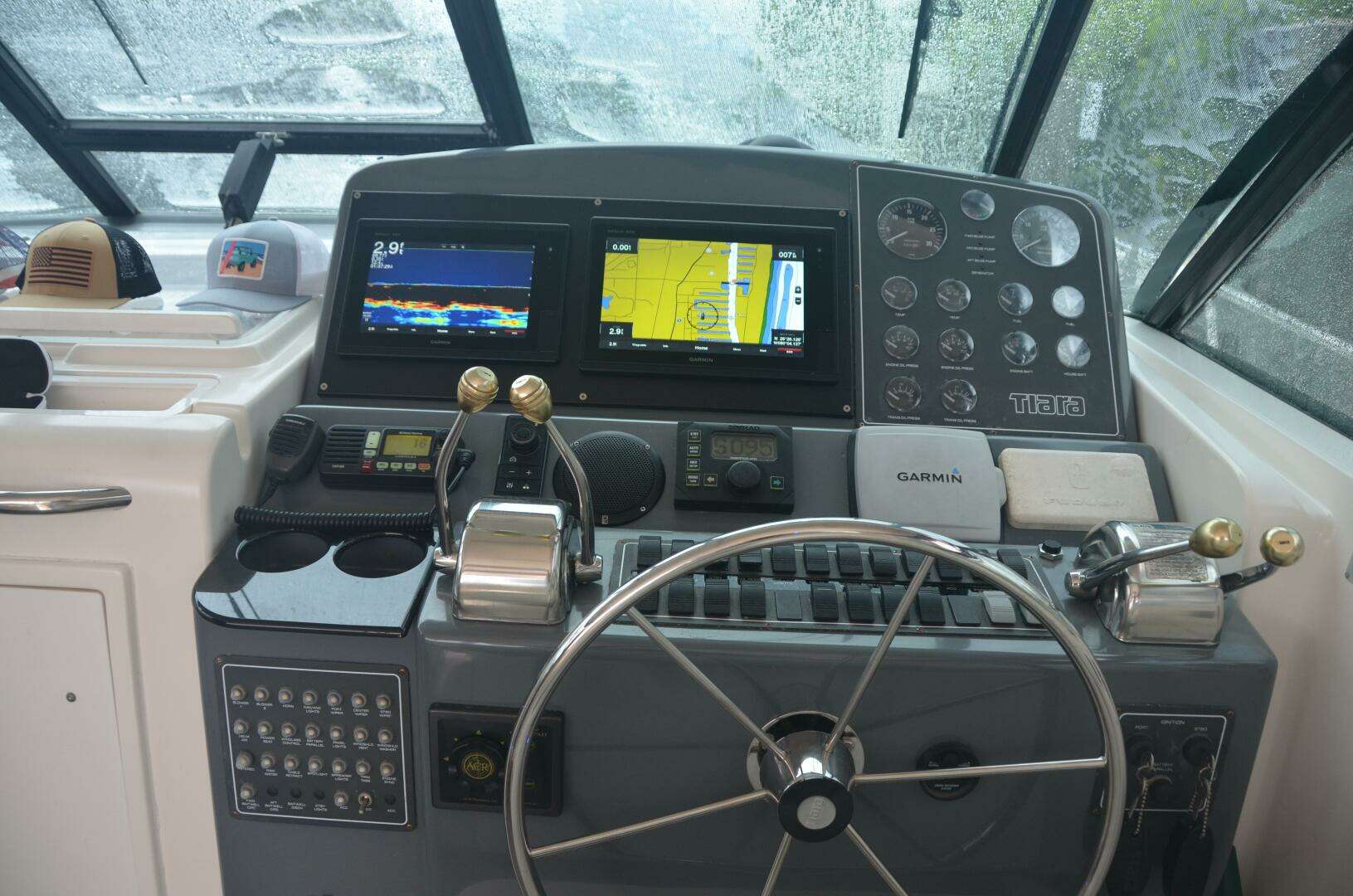 2001 Tiara Yachts 4100 Open - Image 10