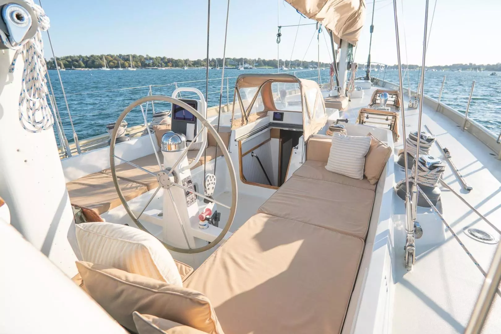 1995 New England Boatworks Custom - Image 20