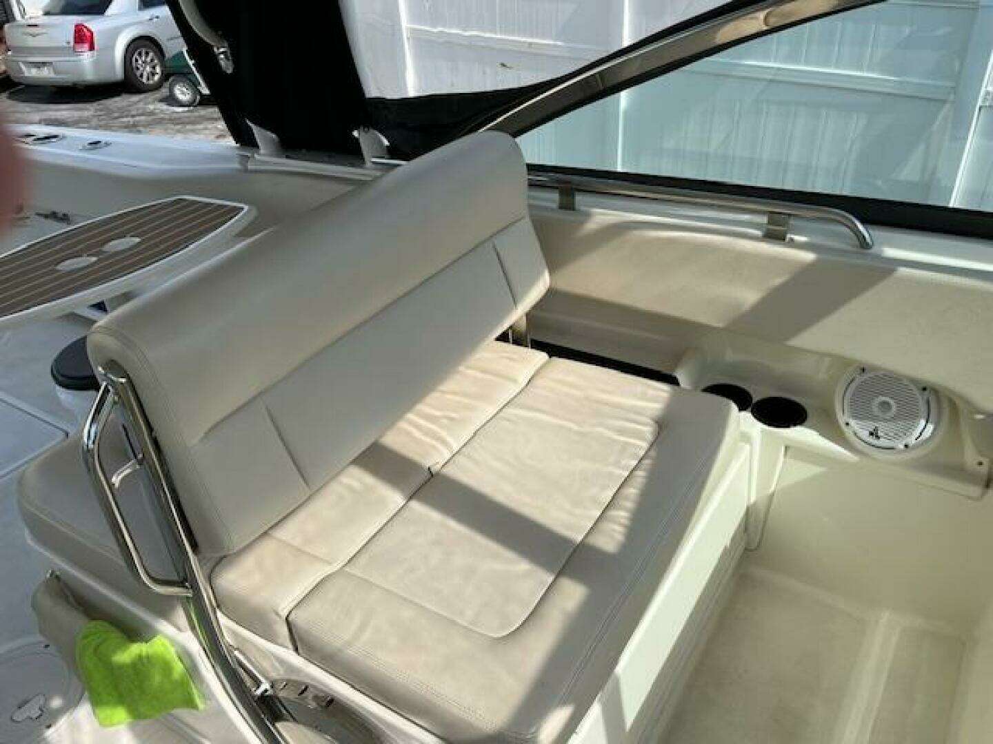 2018 Boston Whaler 270 Vantage - Image 28