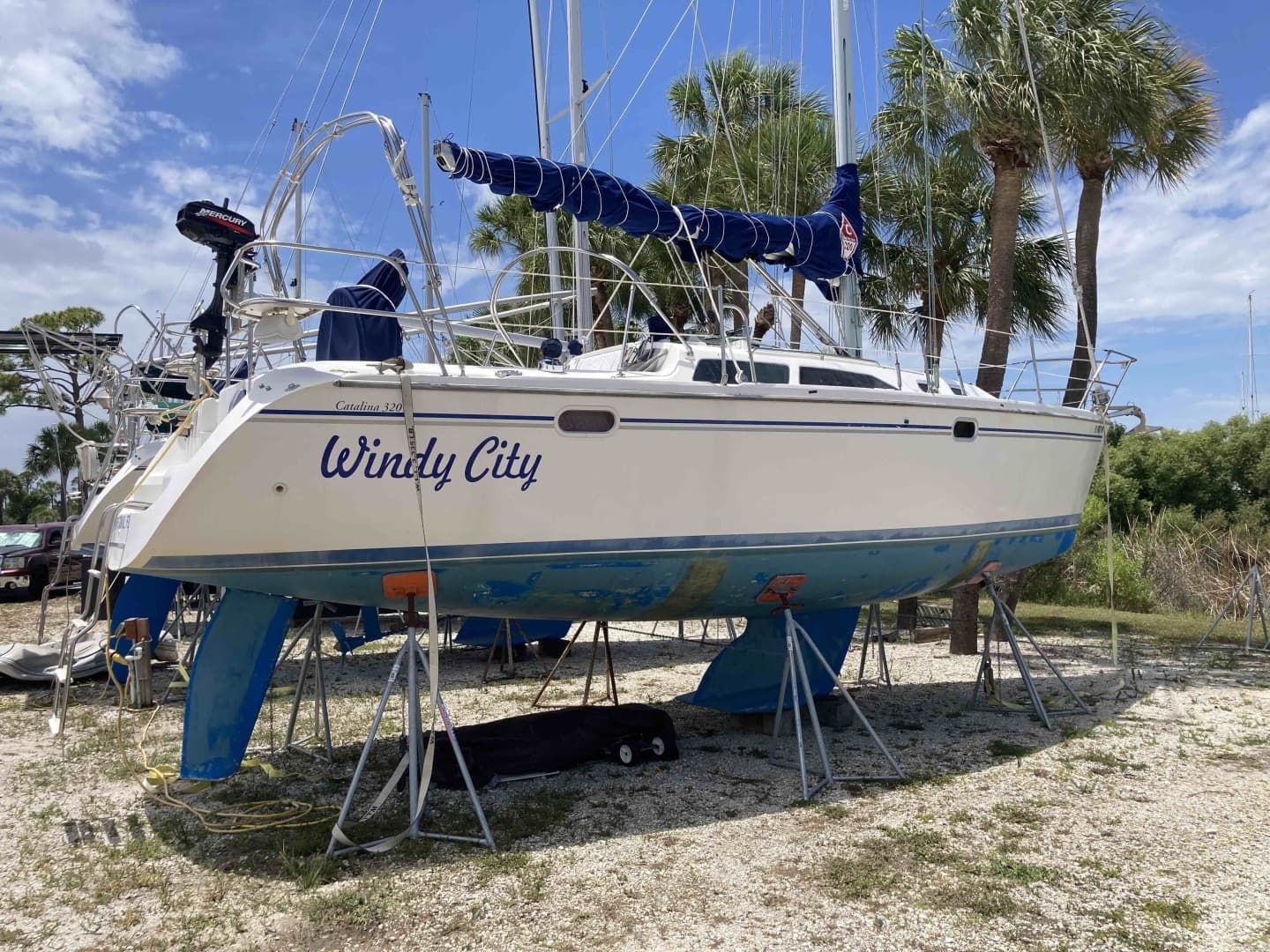 2003 Catalina 320 - Image 4