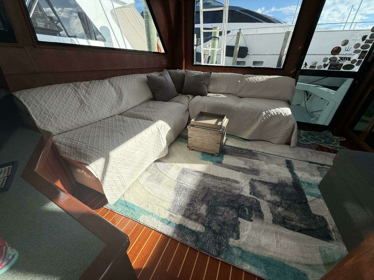 1989 Viking 45 Convertible - Image 26