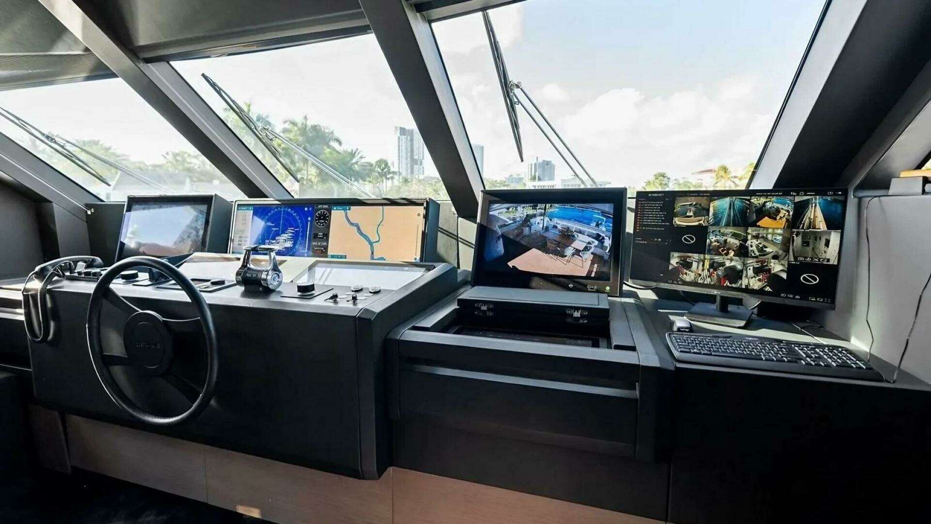 2022 Custom Line Navetta 37 - Image 12