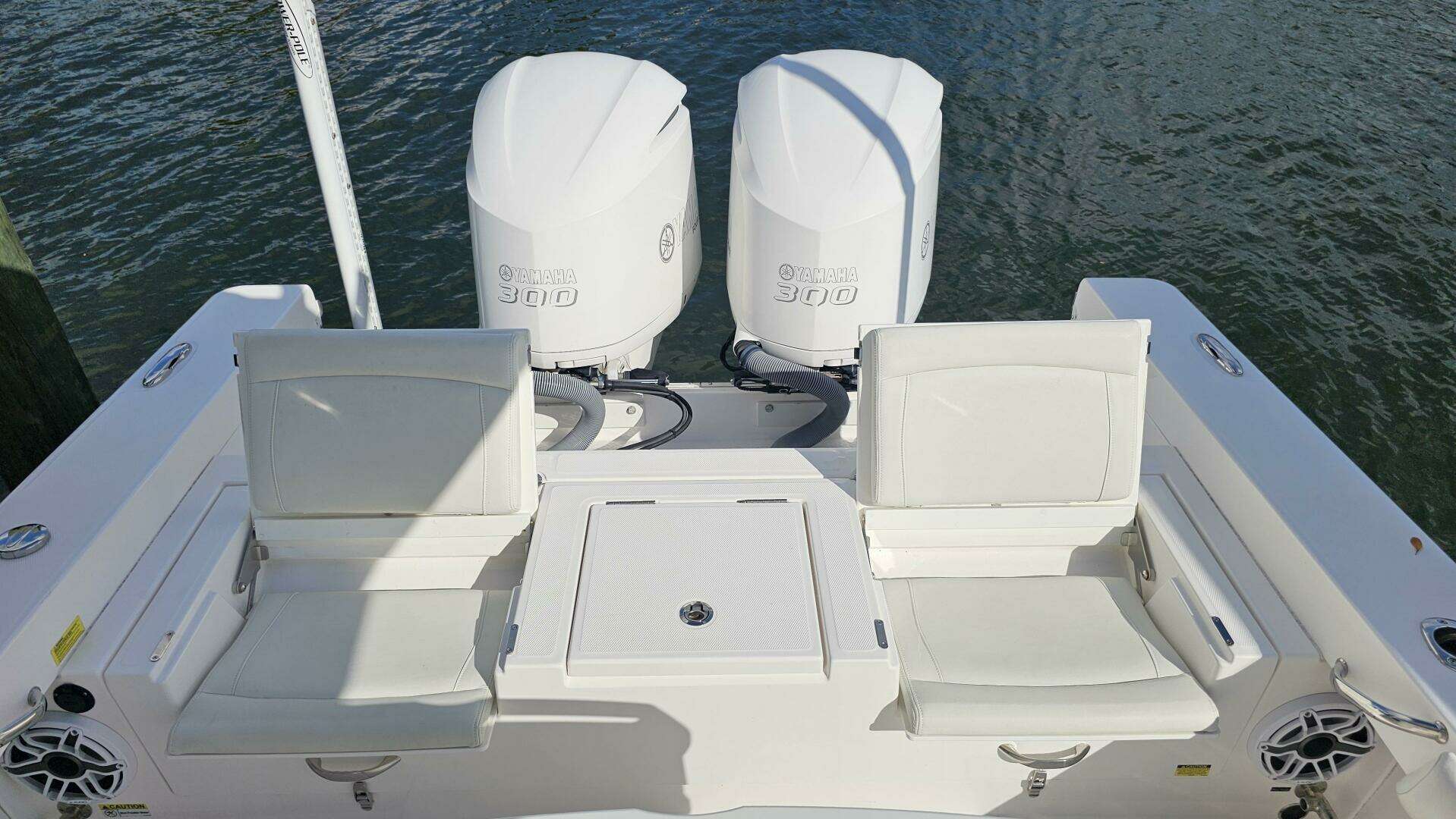 2021 Everglades 273CC - Image 28