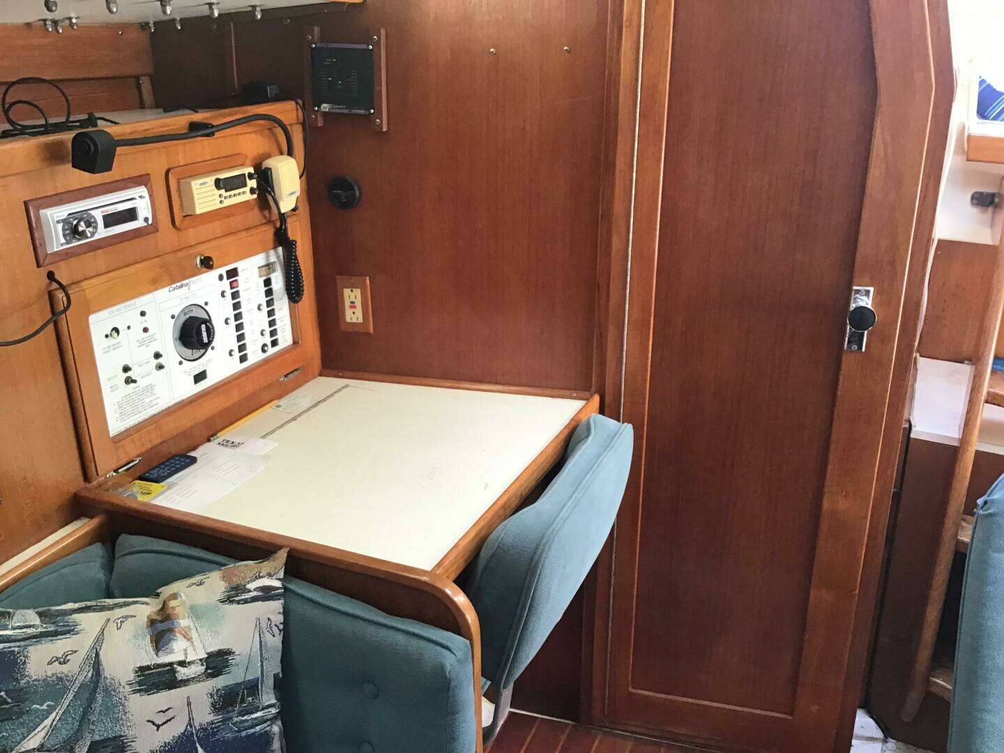 1994 Catalina 36 MK II - Image 10