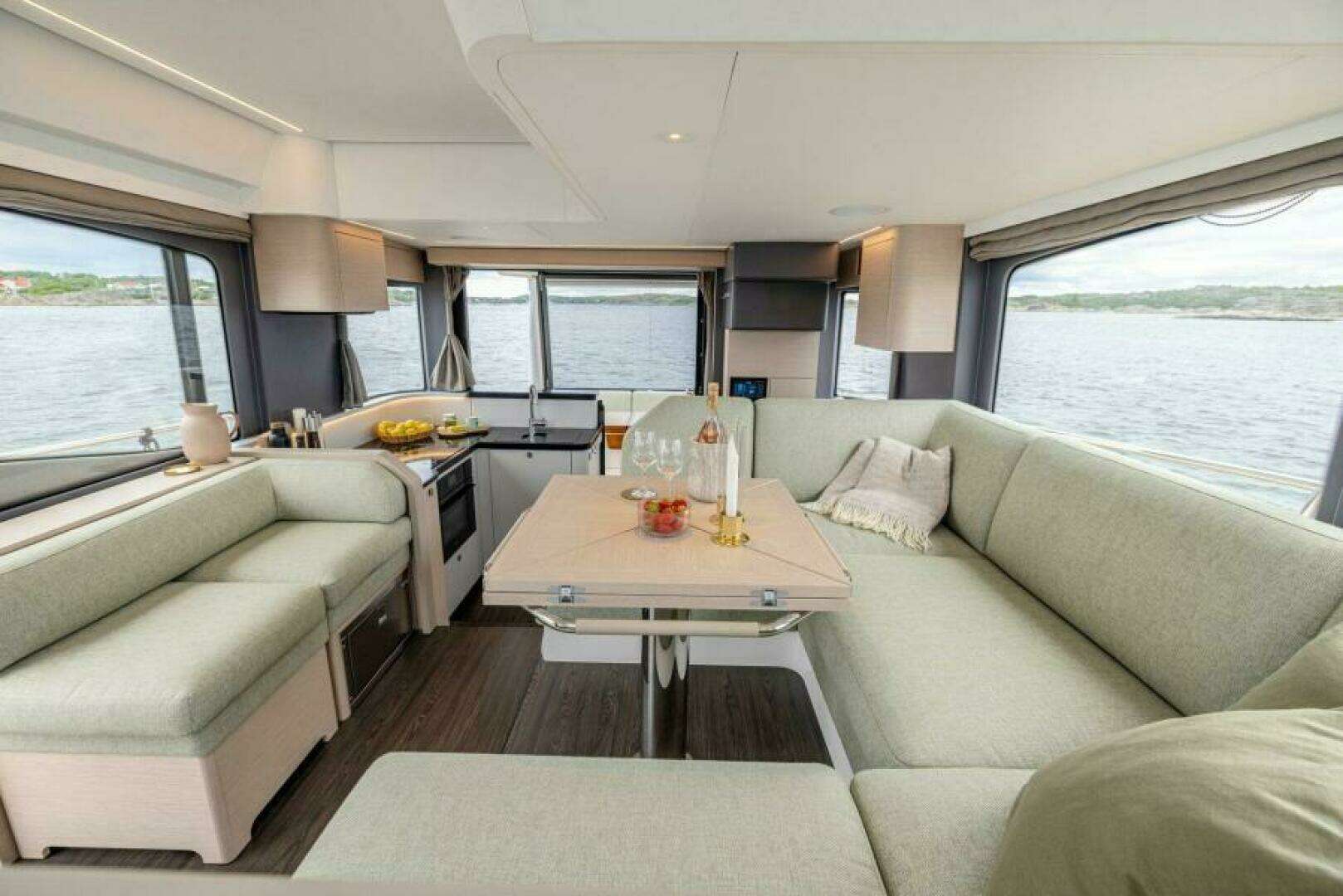 2027 Nimbus 495 Flybridge - Image 9