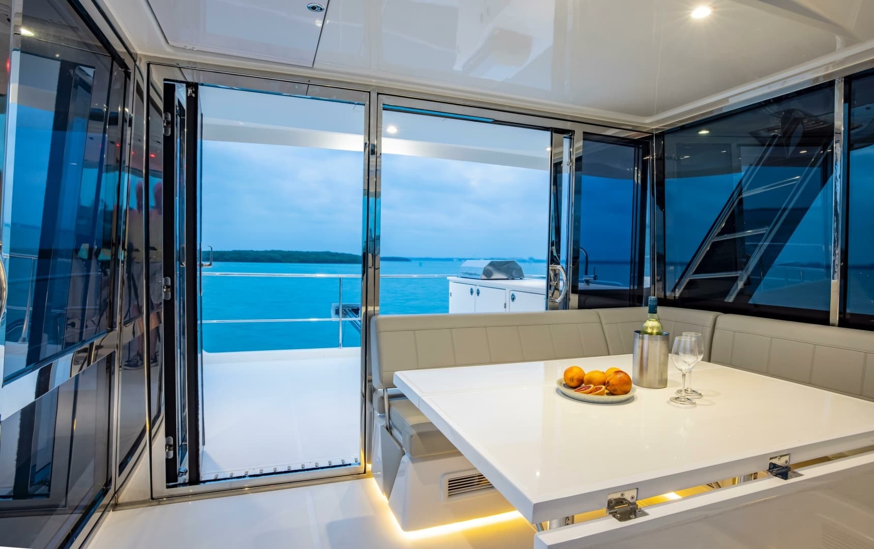 2023 Aquila 54 Yacht - Image 15