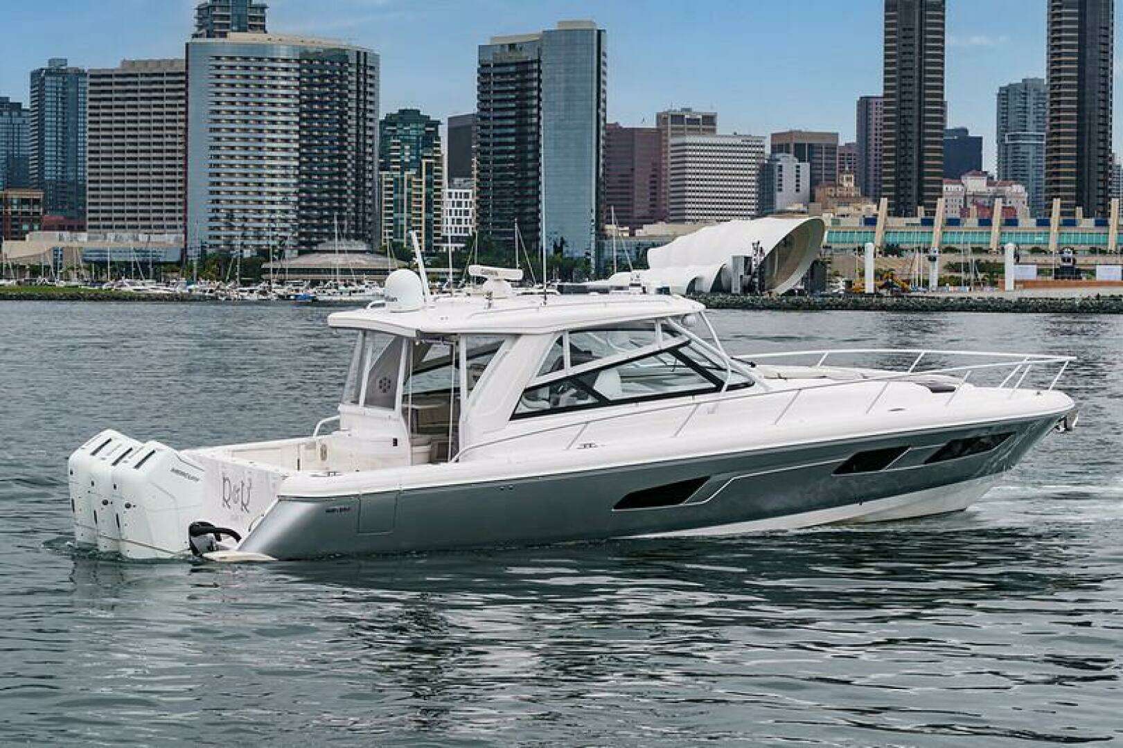 2022 Intrepid 477 Evolution - Image 7