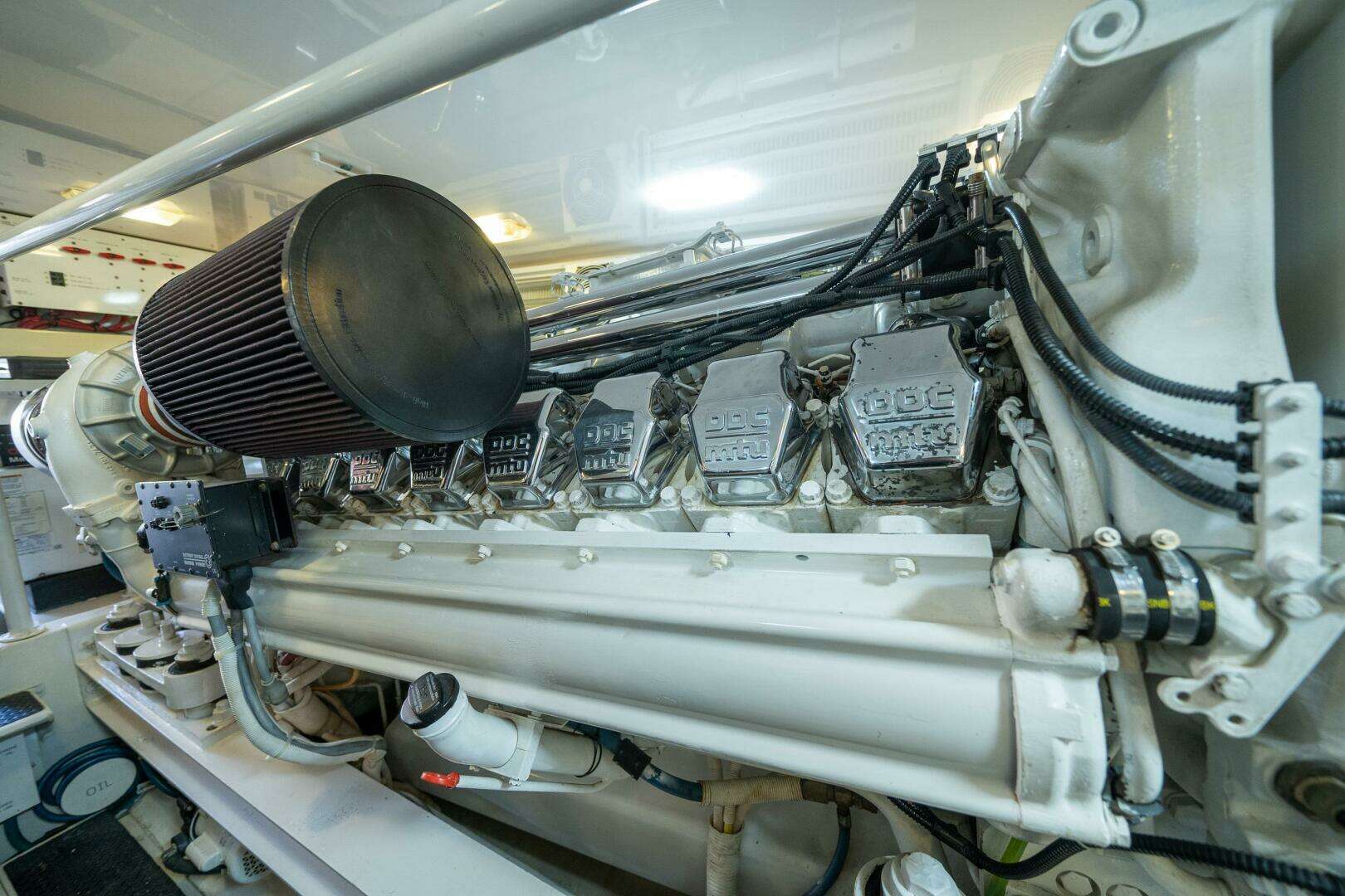 2006 Viking 68 Convertible - Image 75