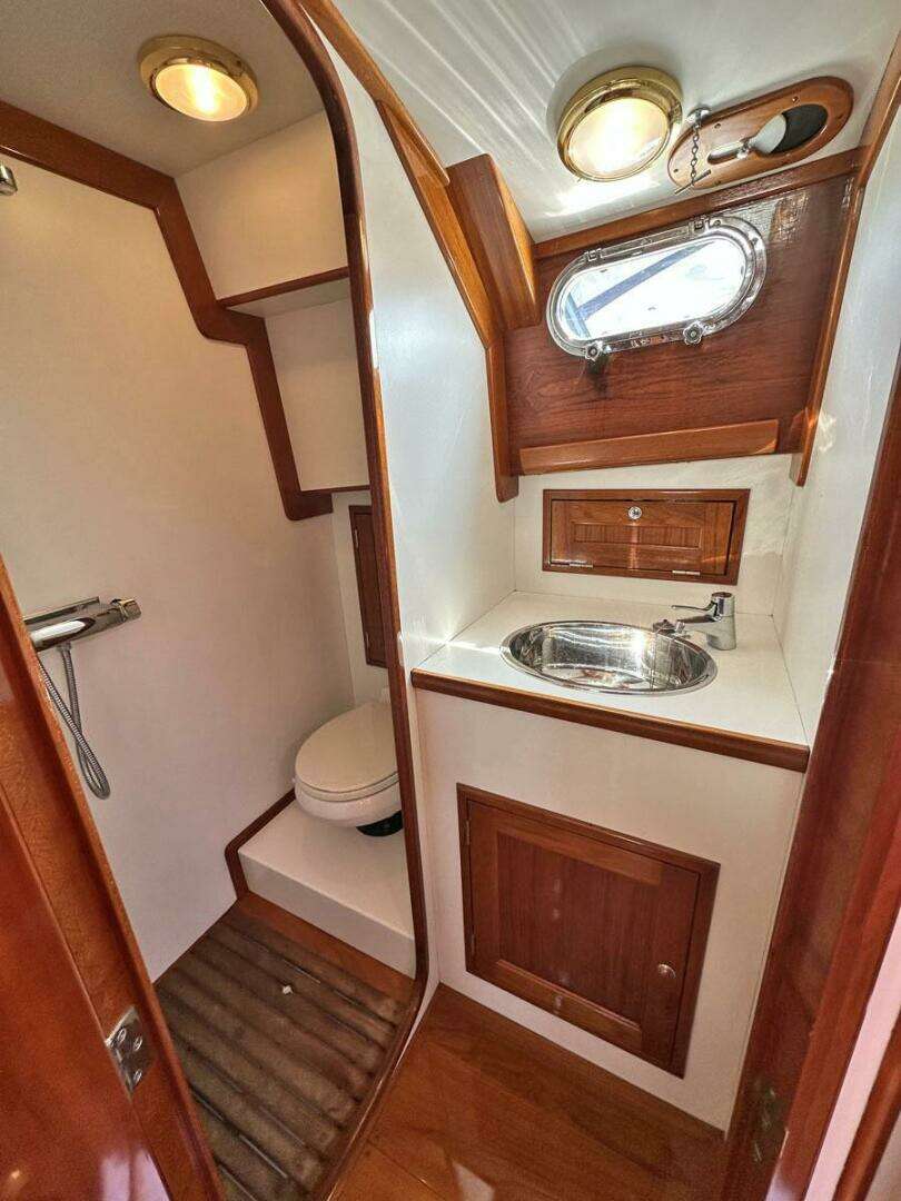 2000 Morris Wolf Class 44 - Image 24