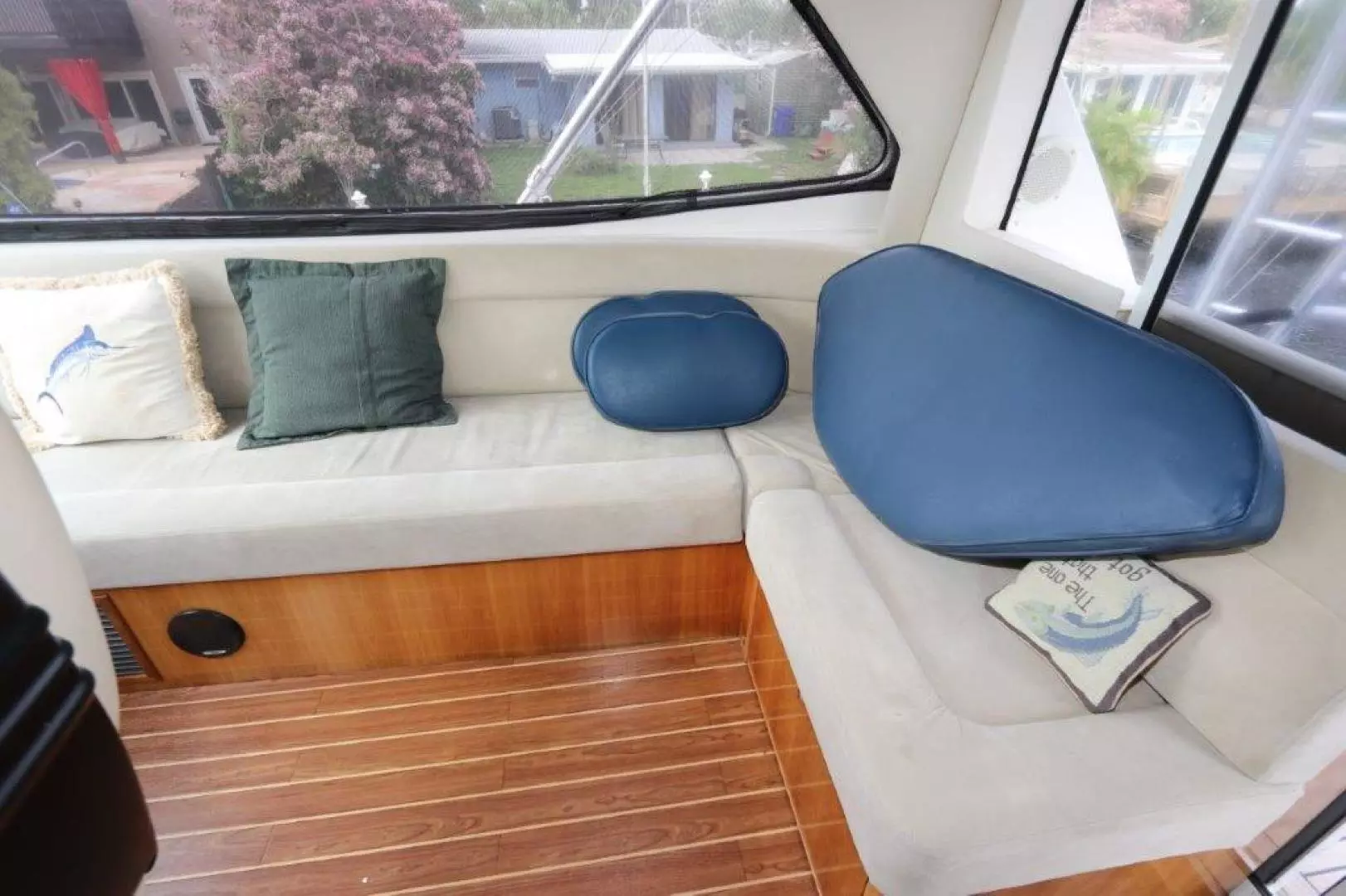 2004 Riviera Enclosed Flybridge - Image 28