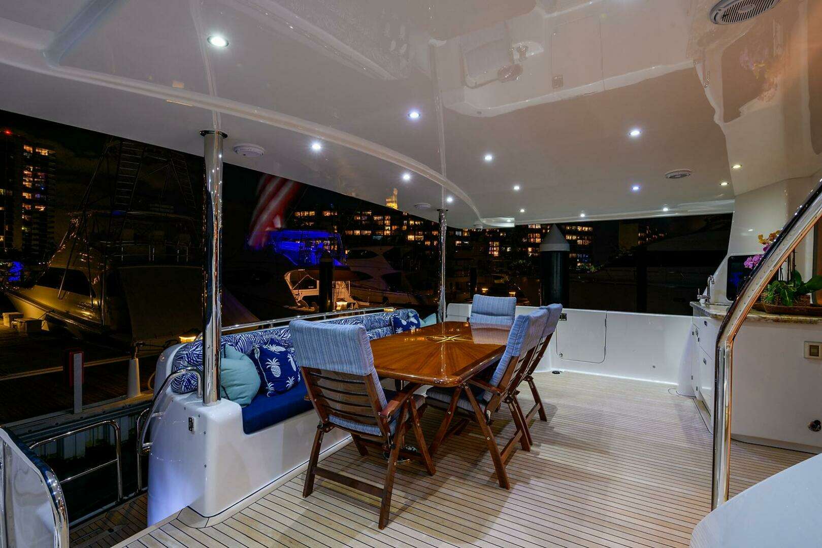 2009 Pacific Mariner — - Image 2