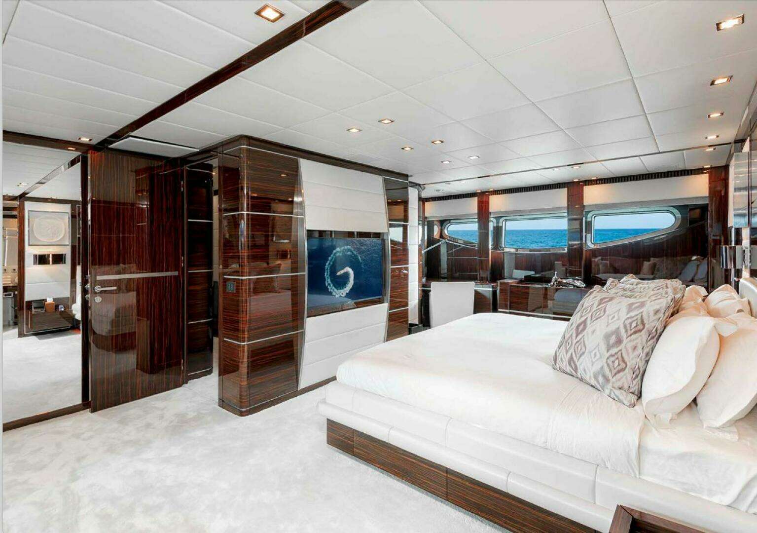 2012 Arno Leopard — - Image 6