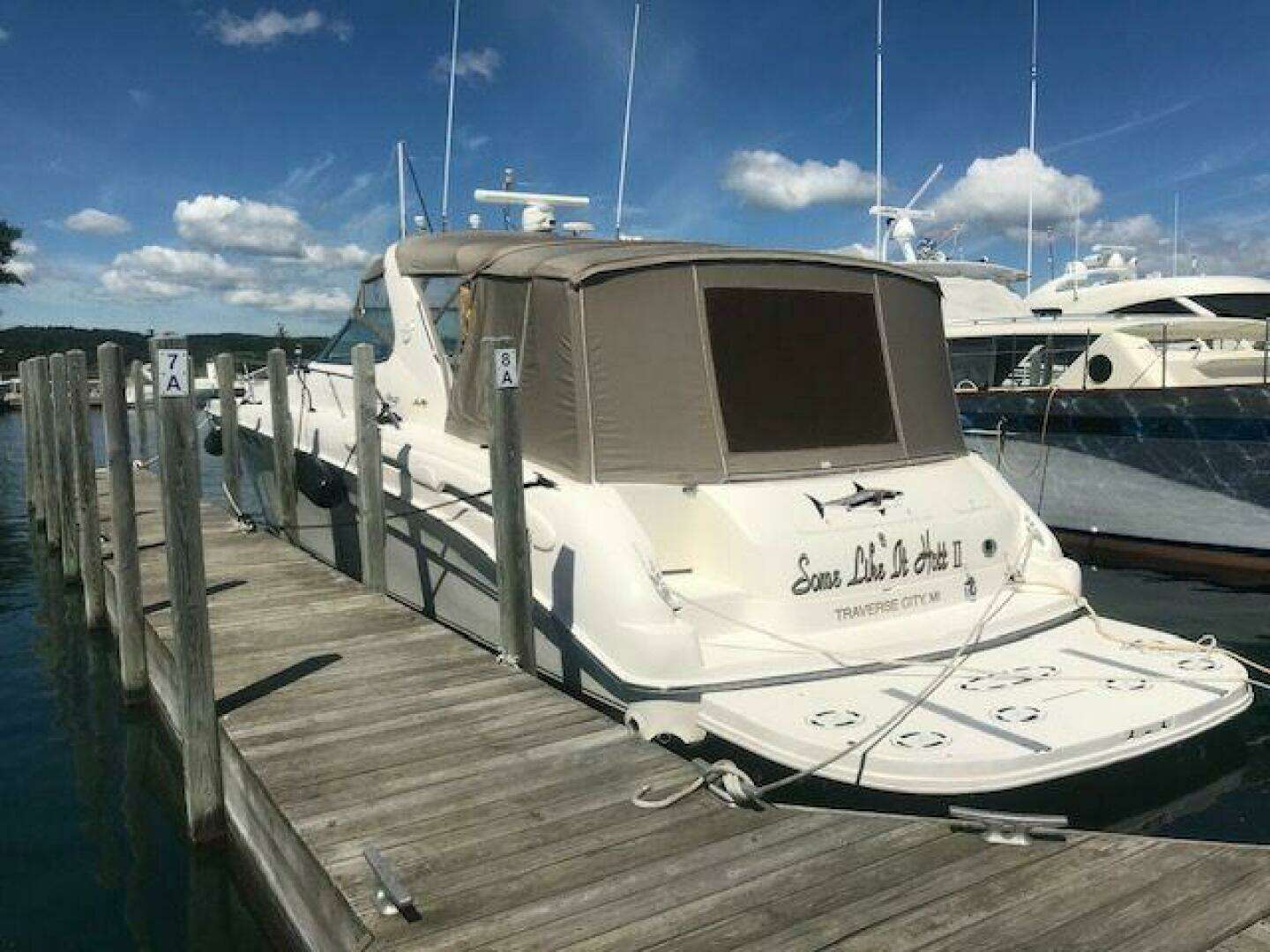 1998 Sea Ray 540 Sundancer - Image 2